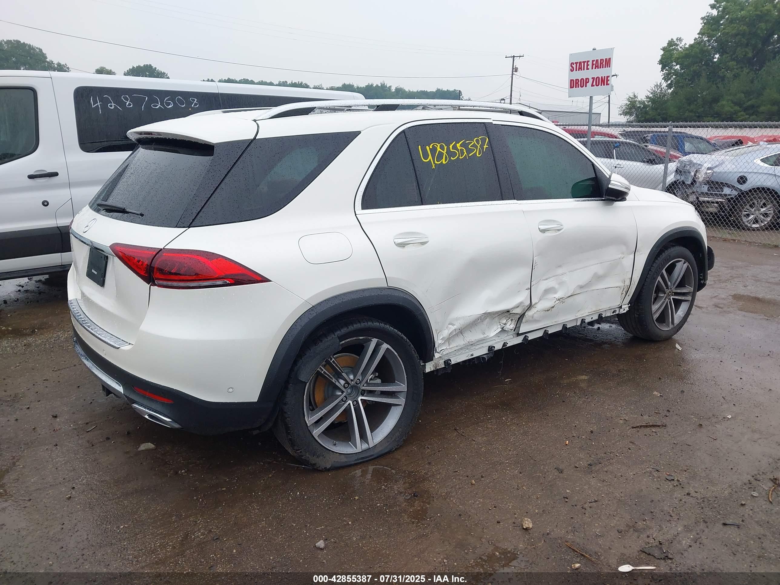 MERCEDES-BENZ GLE image 4