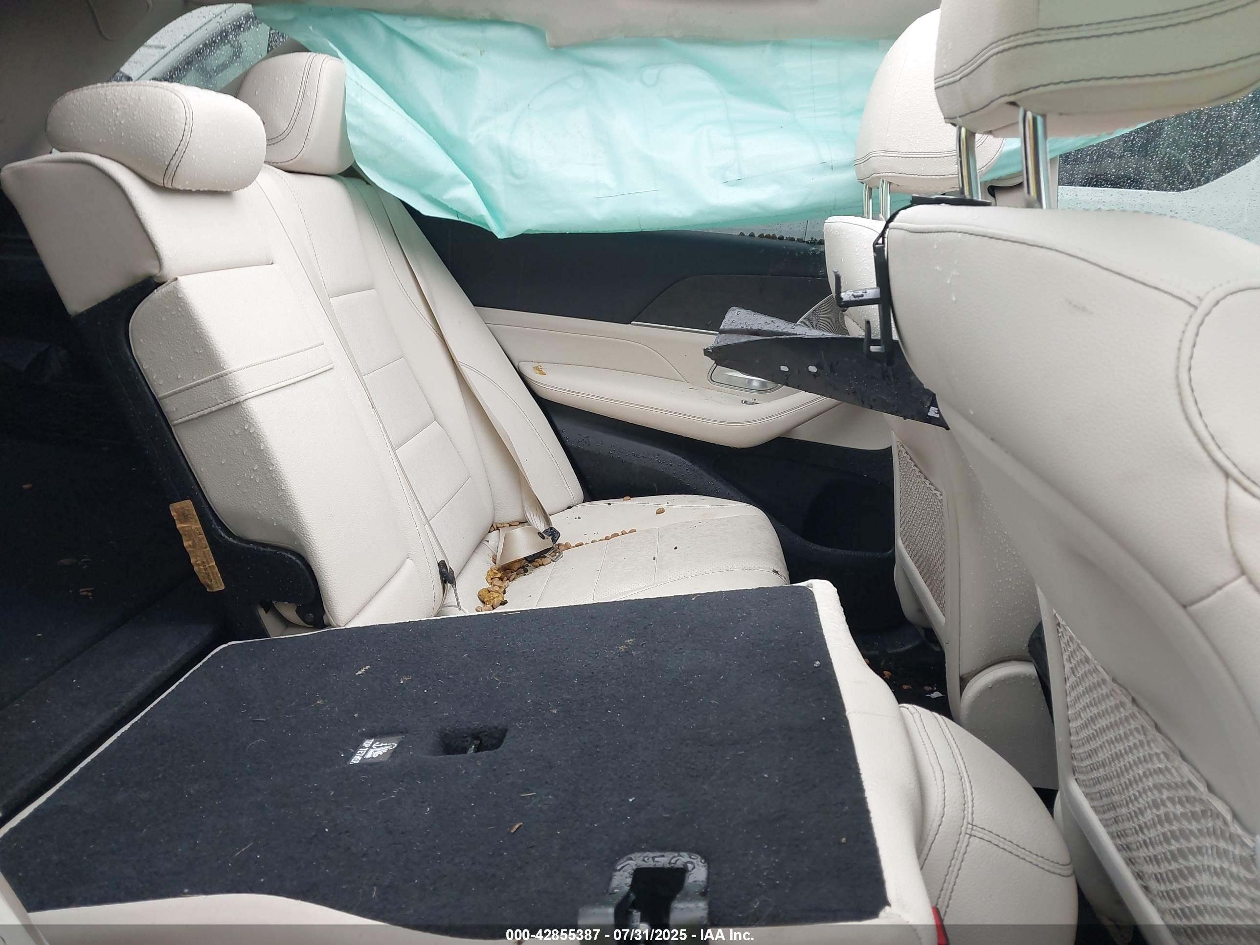 MERCEDES-BENZ GLE image 8