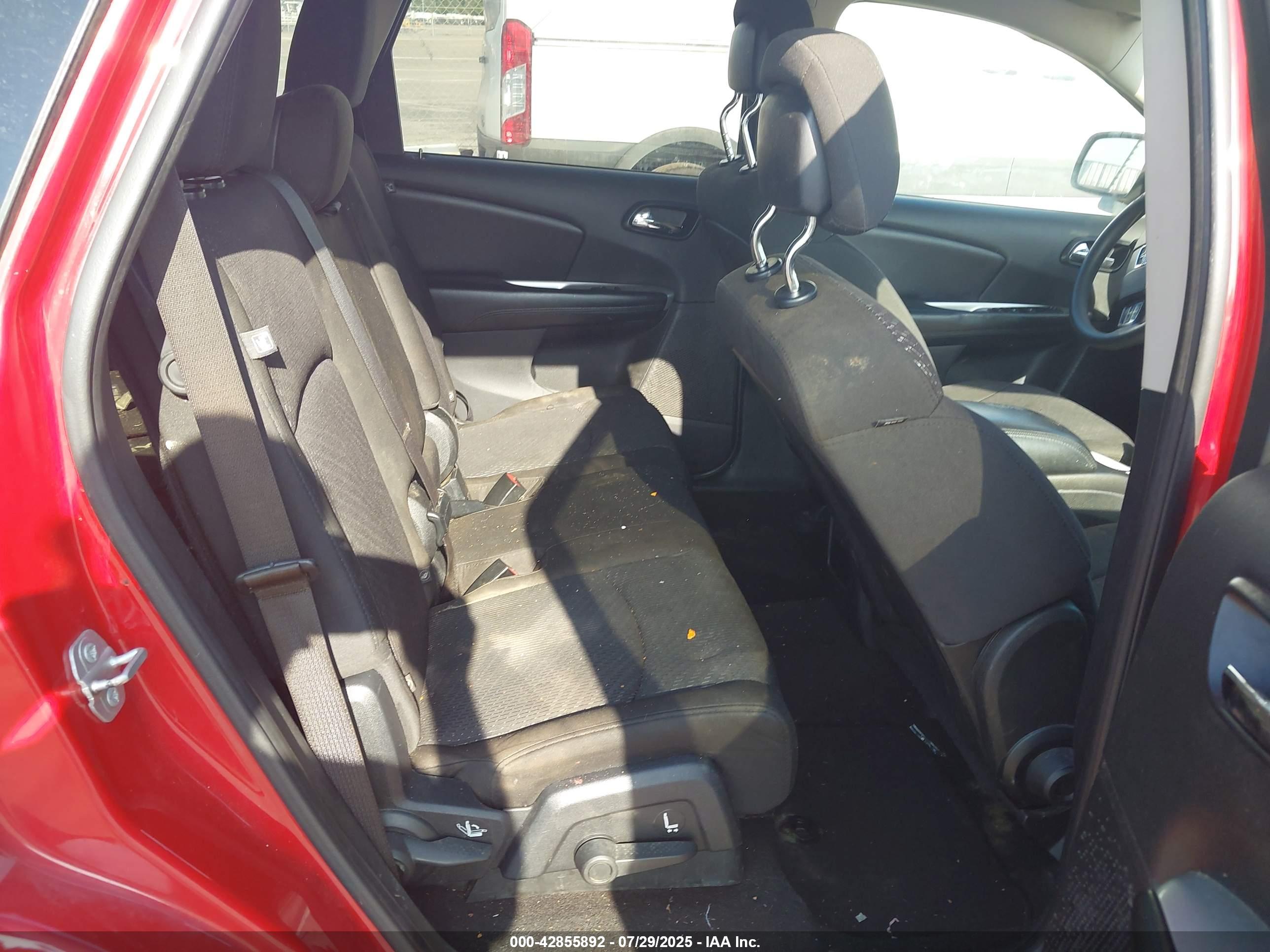 DODGE JOURNEY image 8