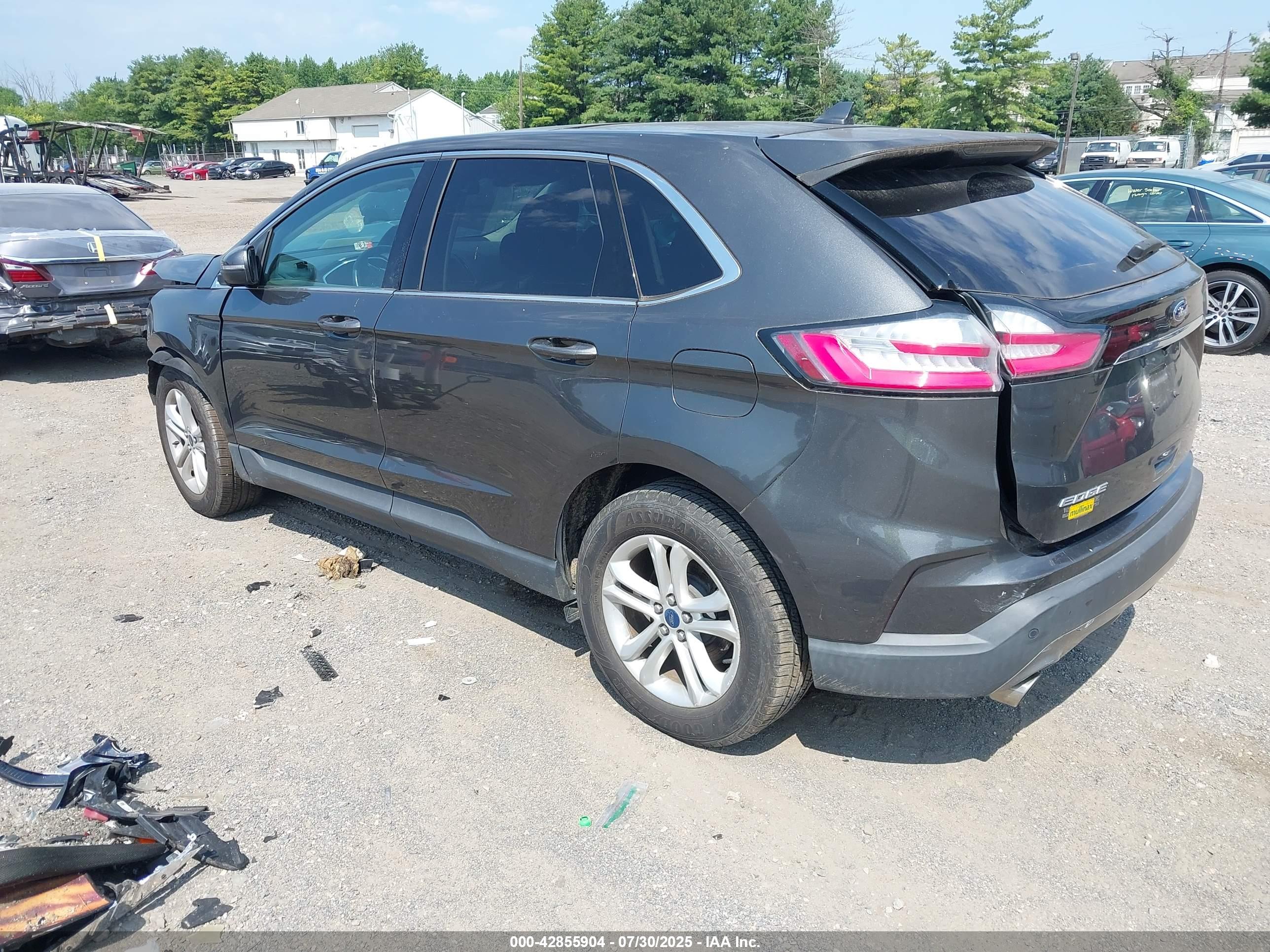 FORD EDGE image 3