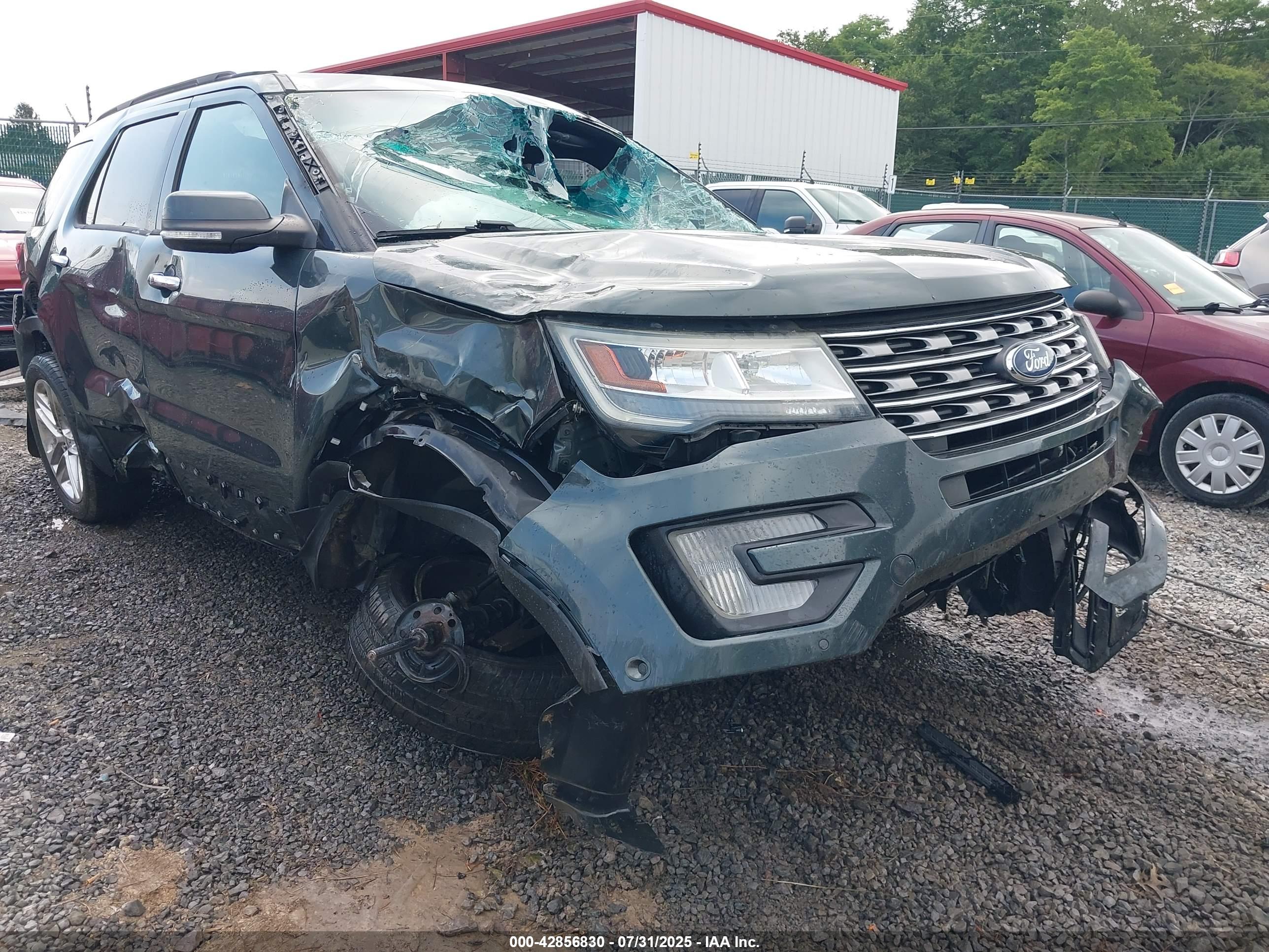FORD EXPLORER image 6