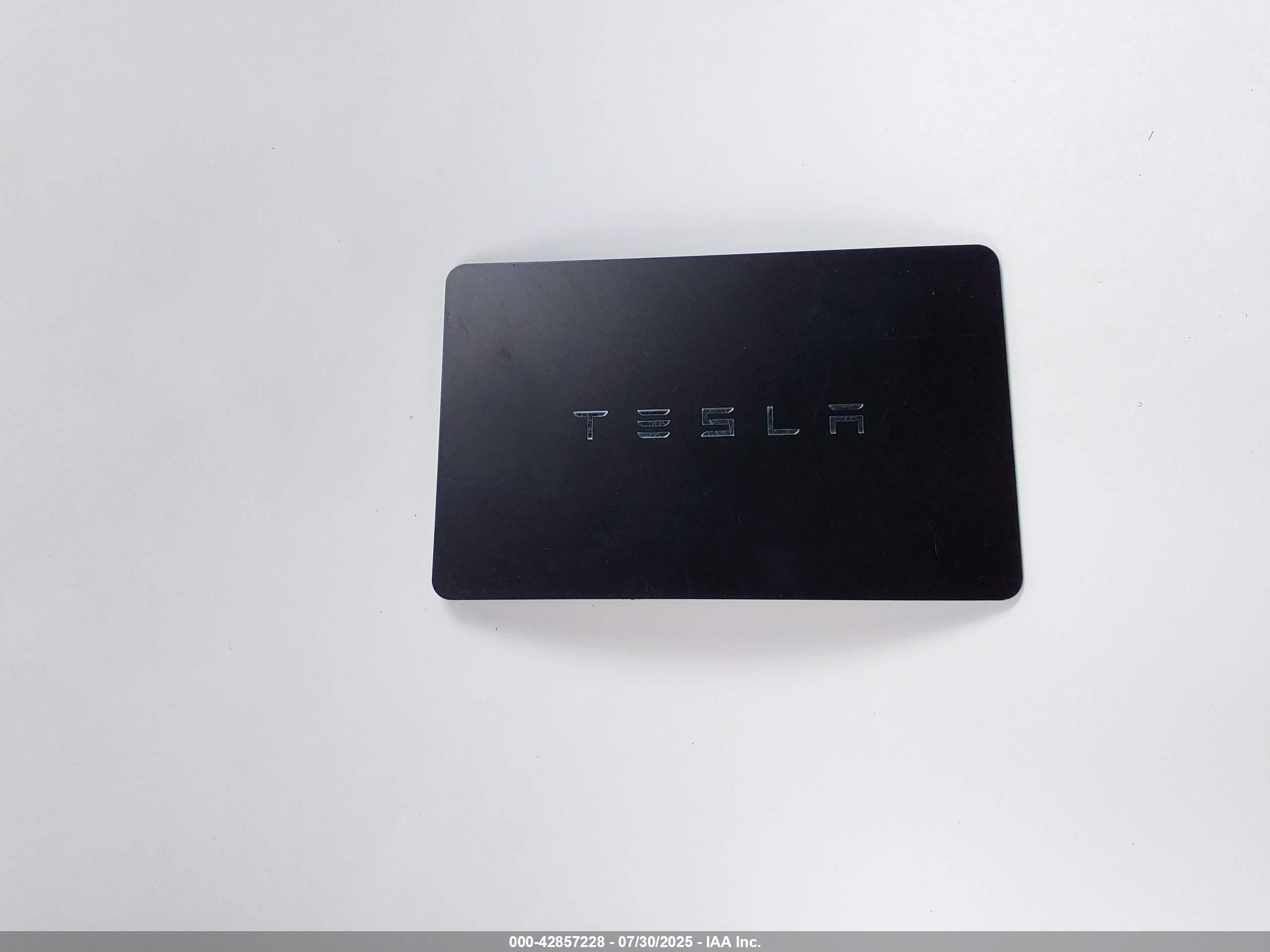 TESLA MODEL image 11