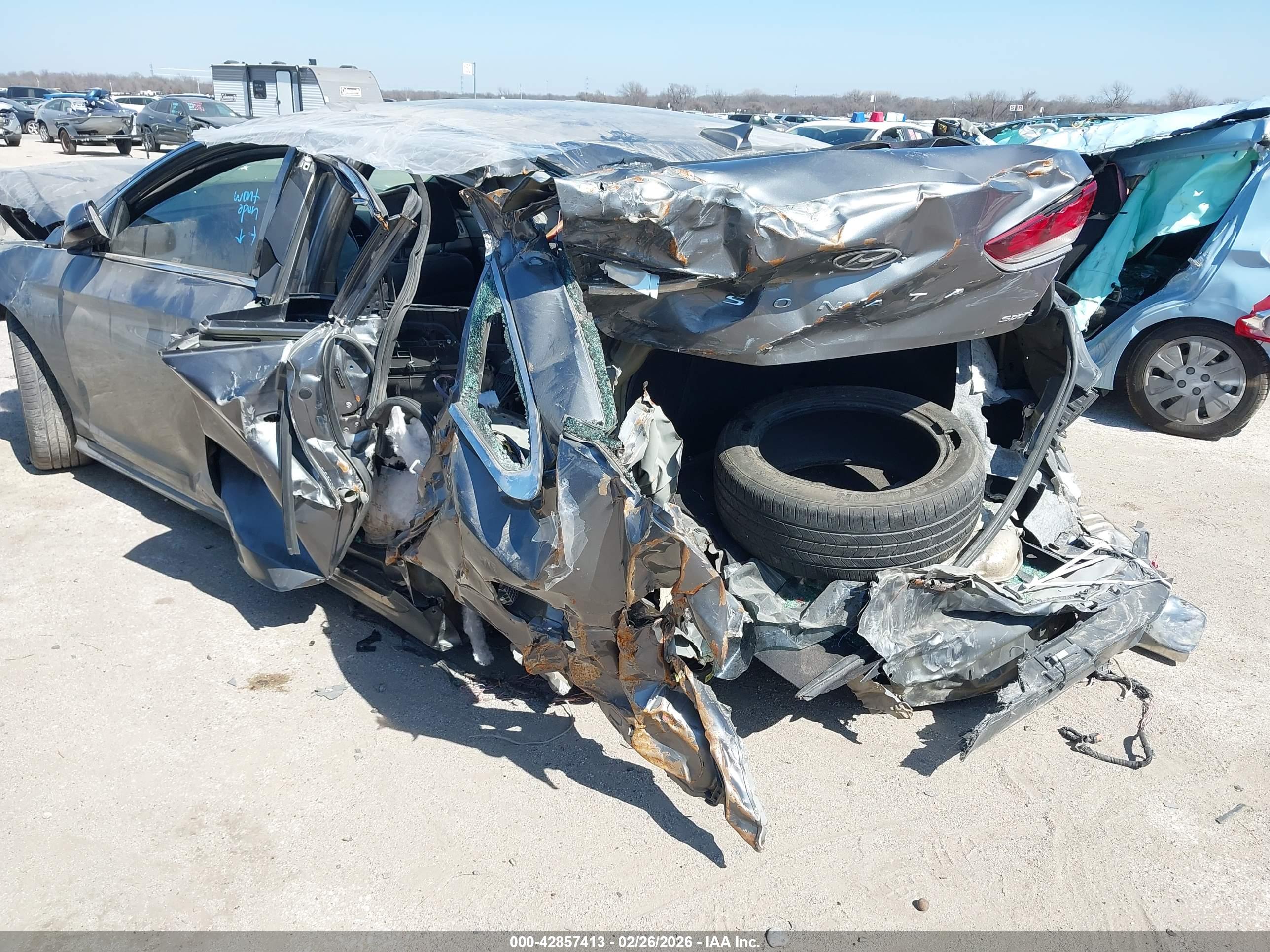 HYUNDAI SONATA image 3