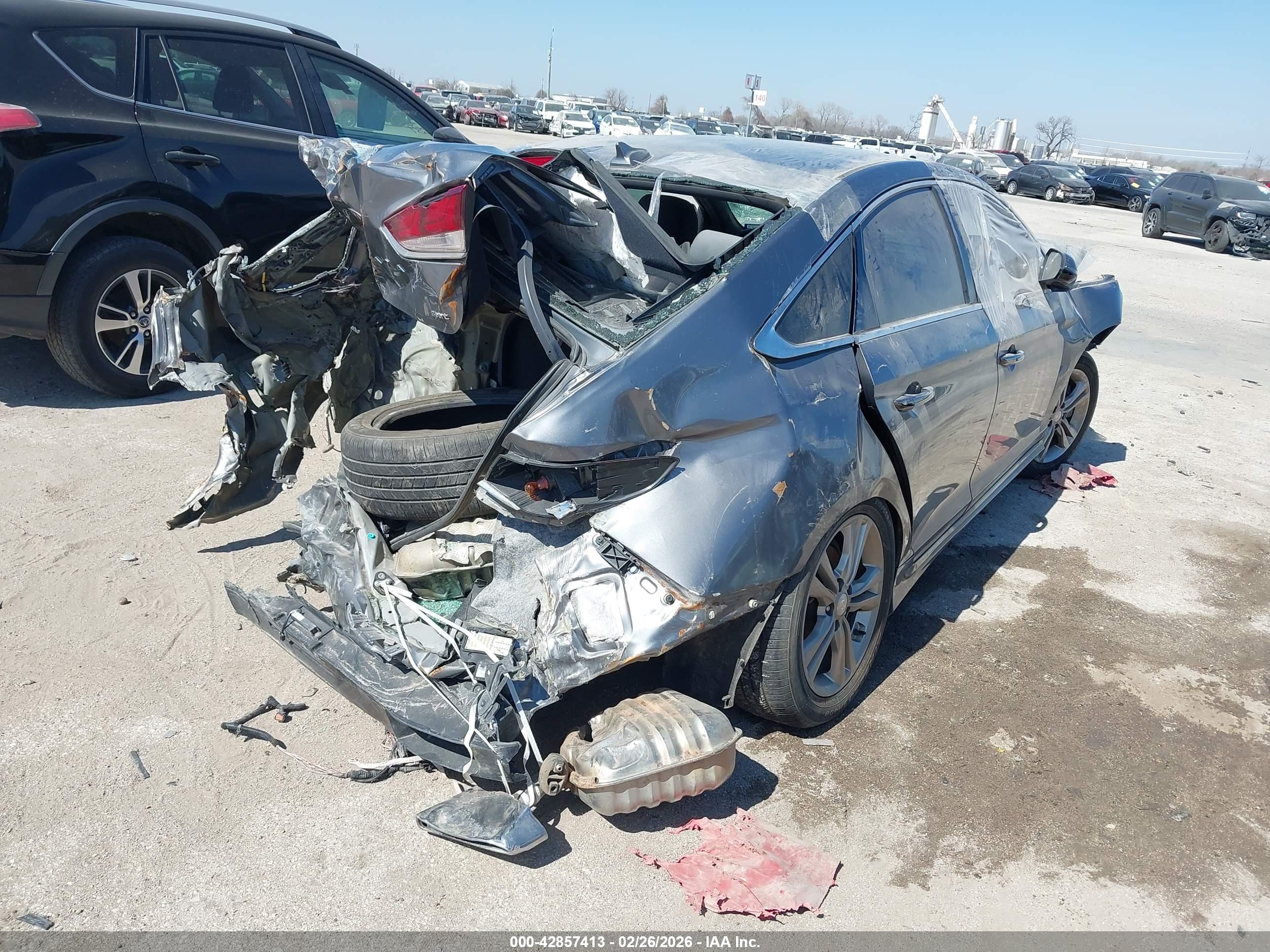 HYUNDAI SONATA image 4