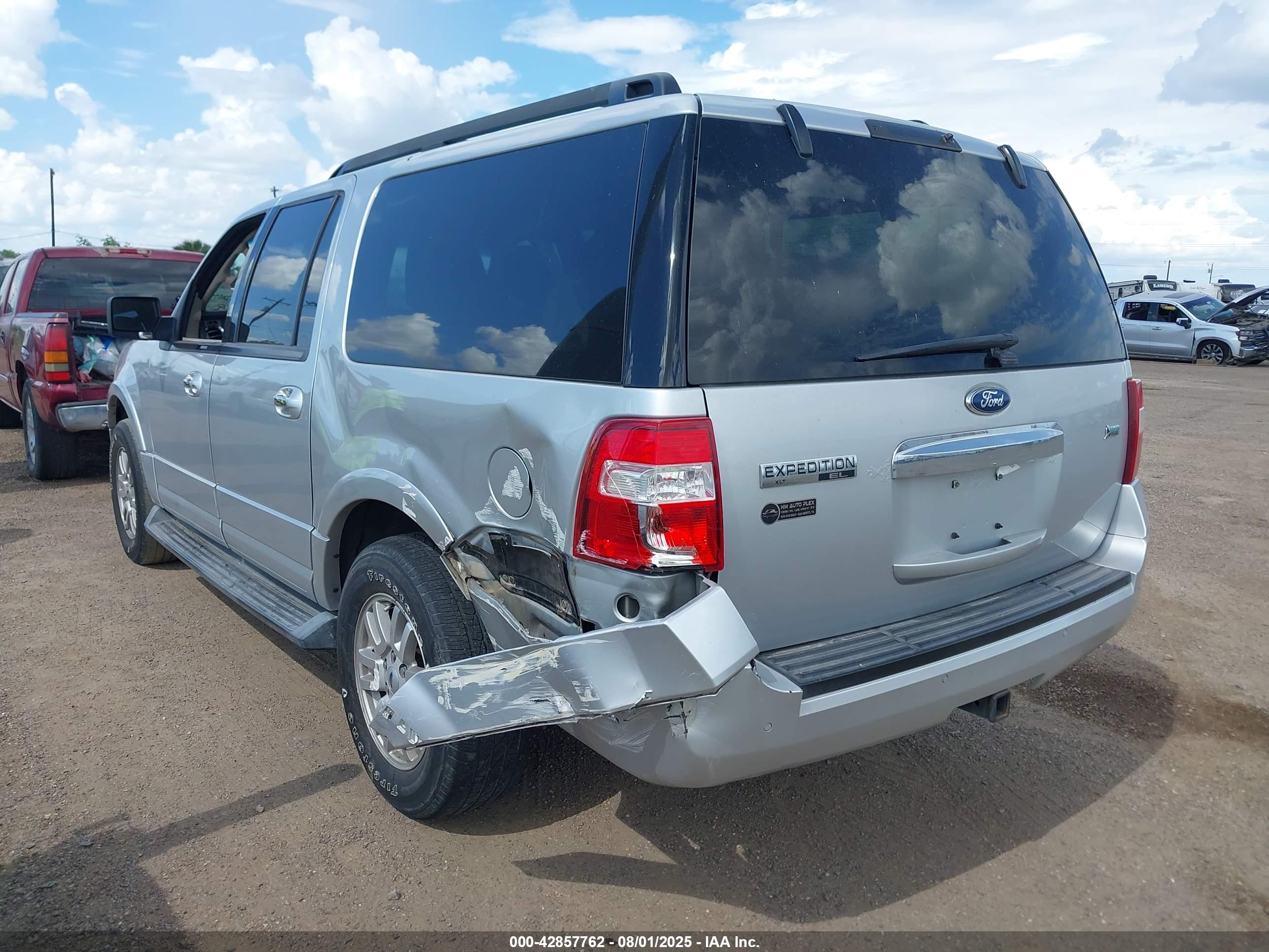 FORD EXPEDITION image 3