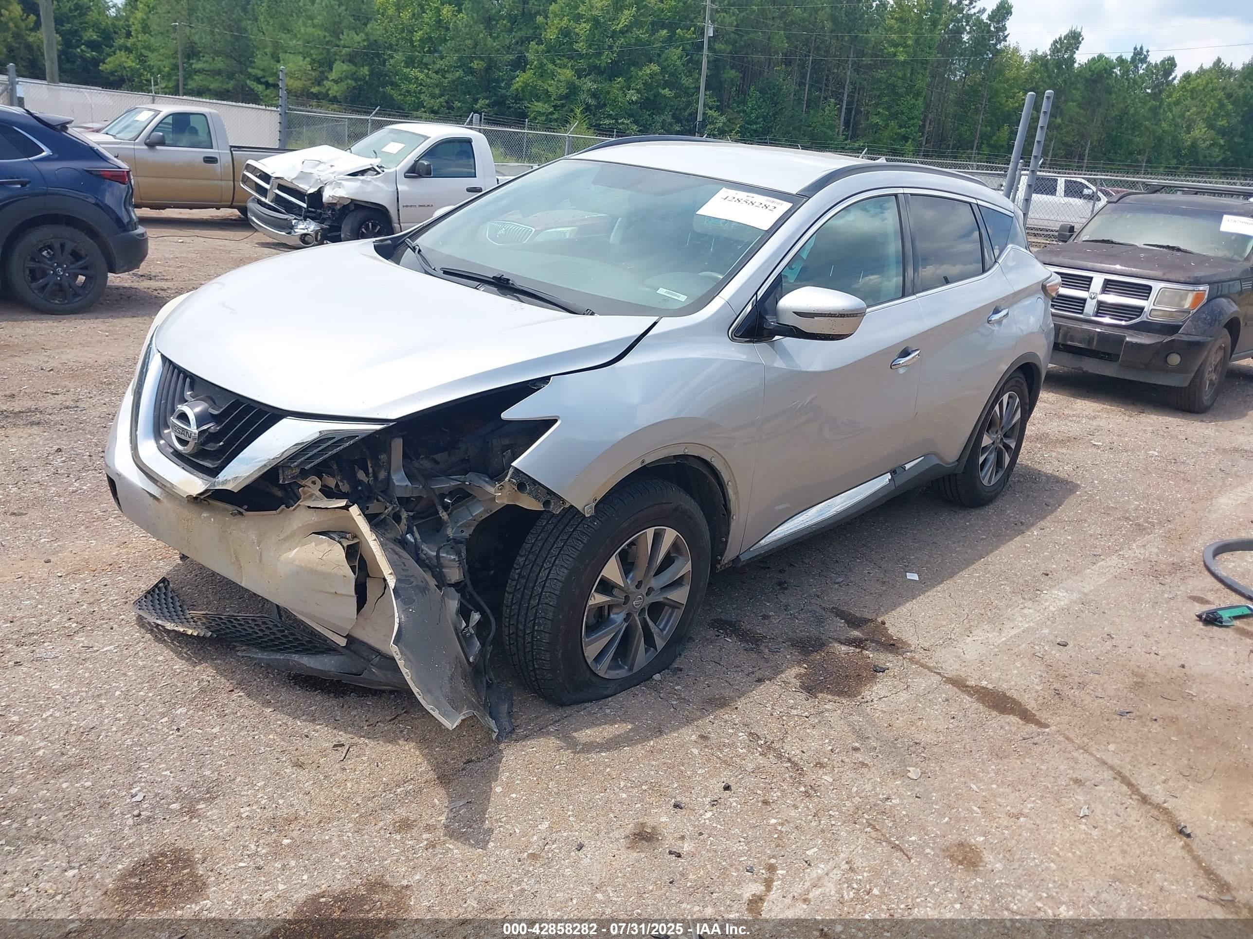 NISSAN MURANO image 2