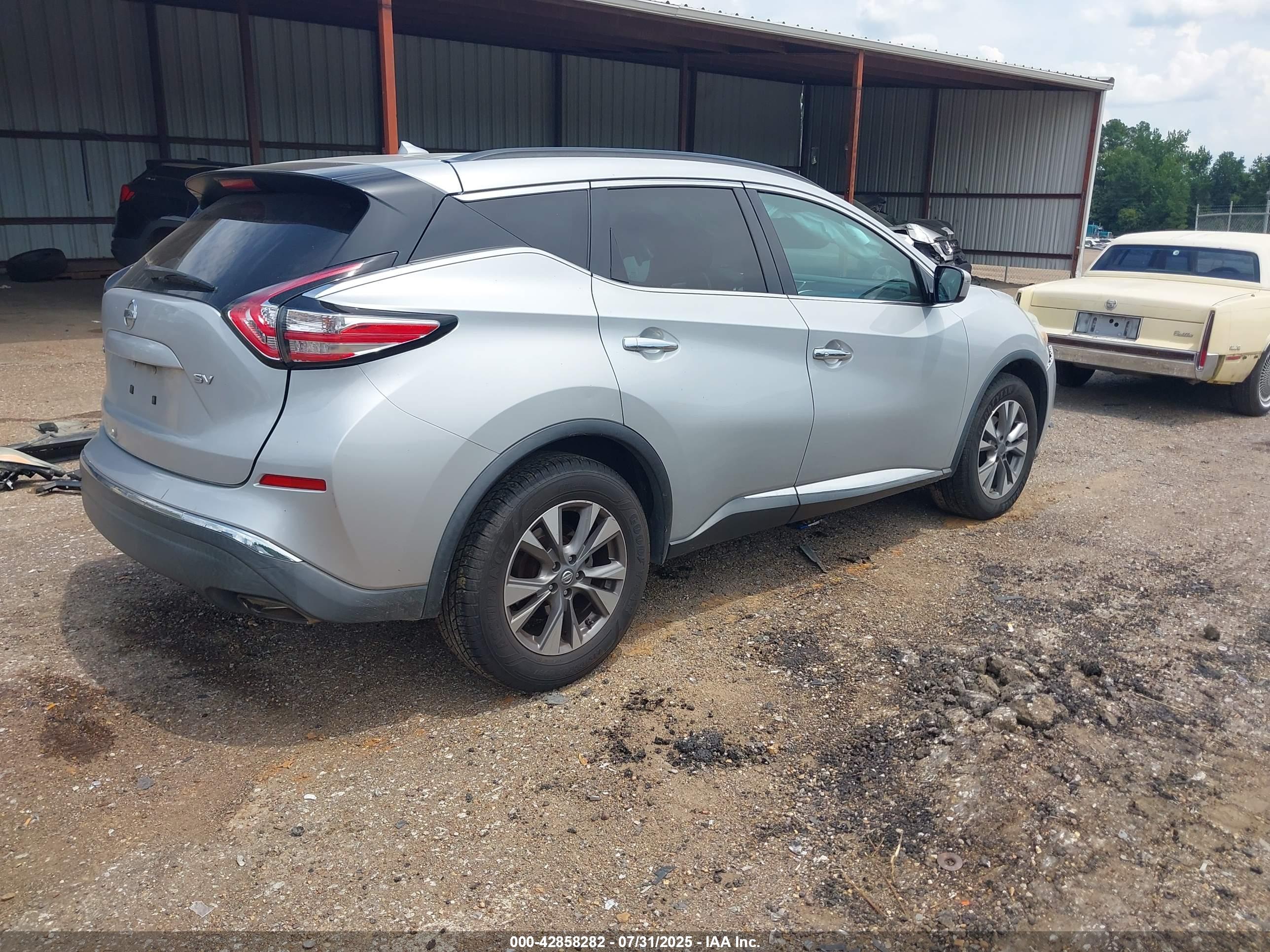 NISSAN MURANO image 4
