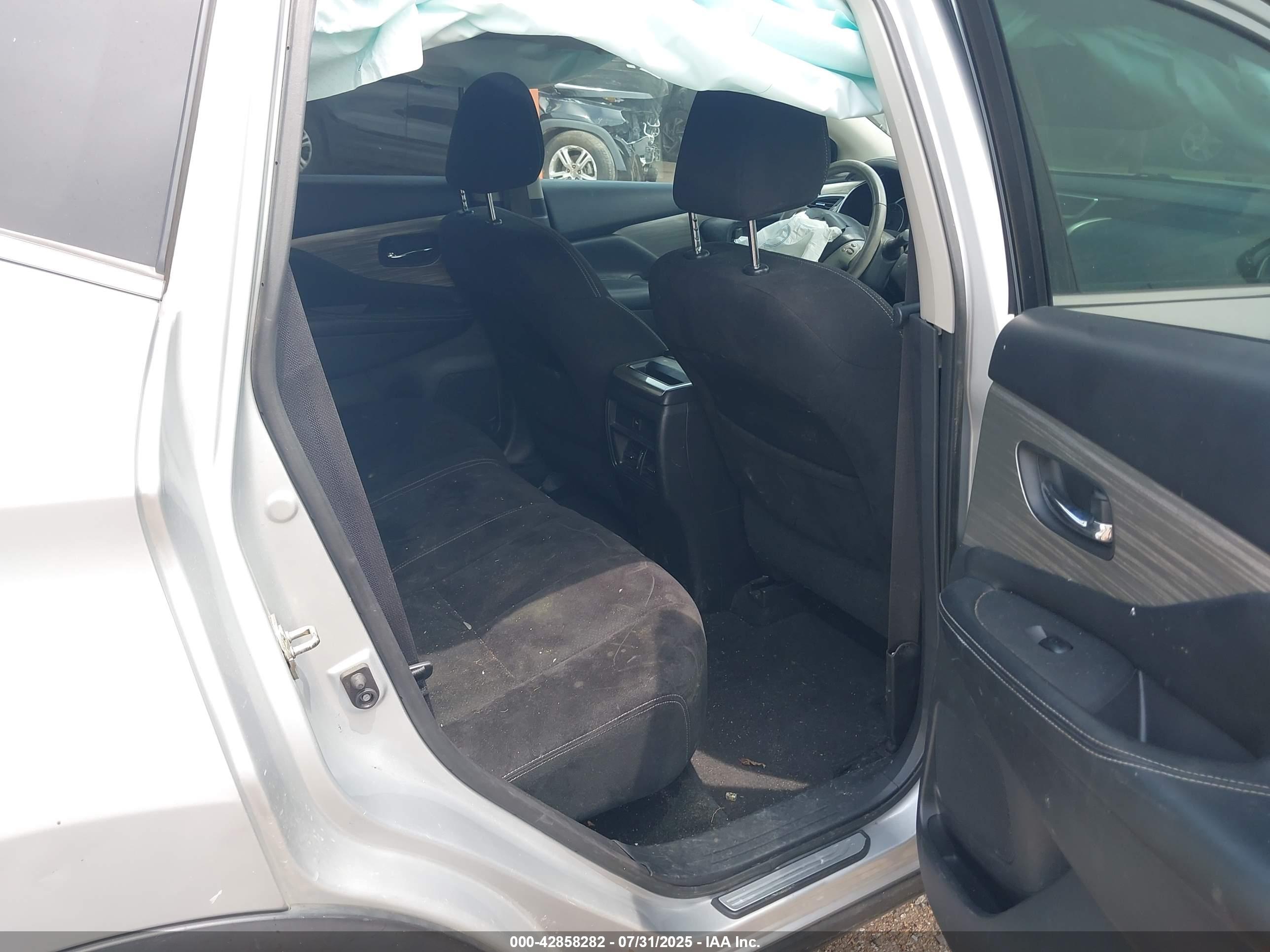 NISSAN MURANO image 8