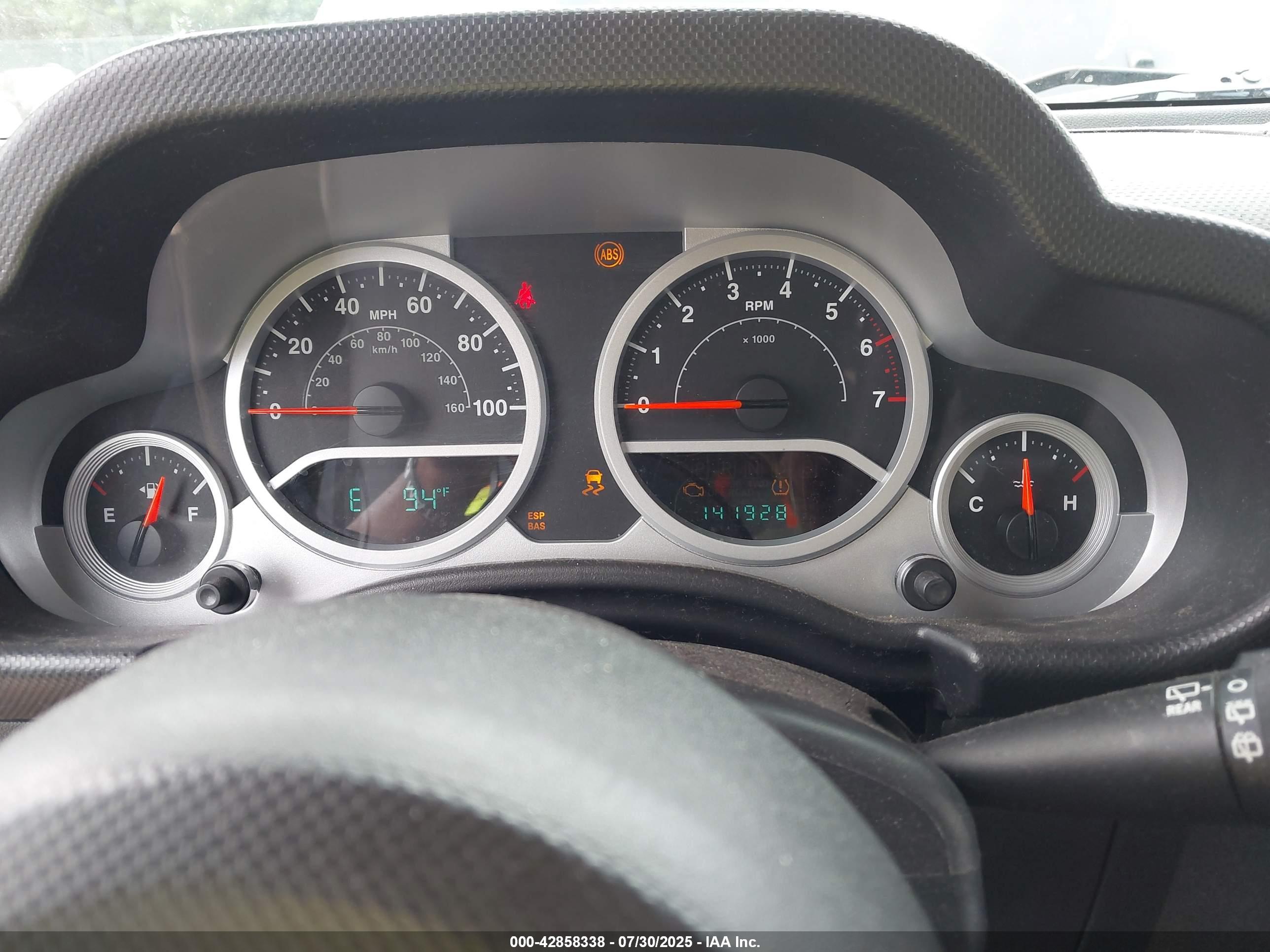 JEEP WRANGLER image 7