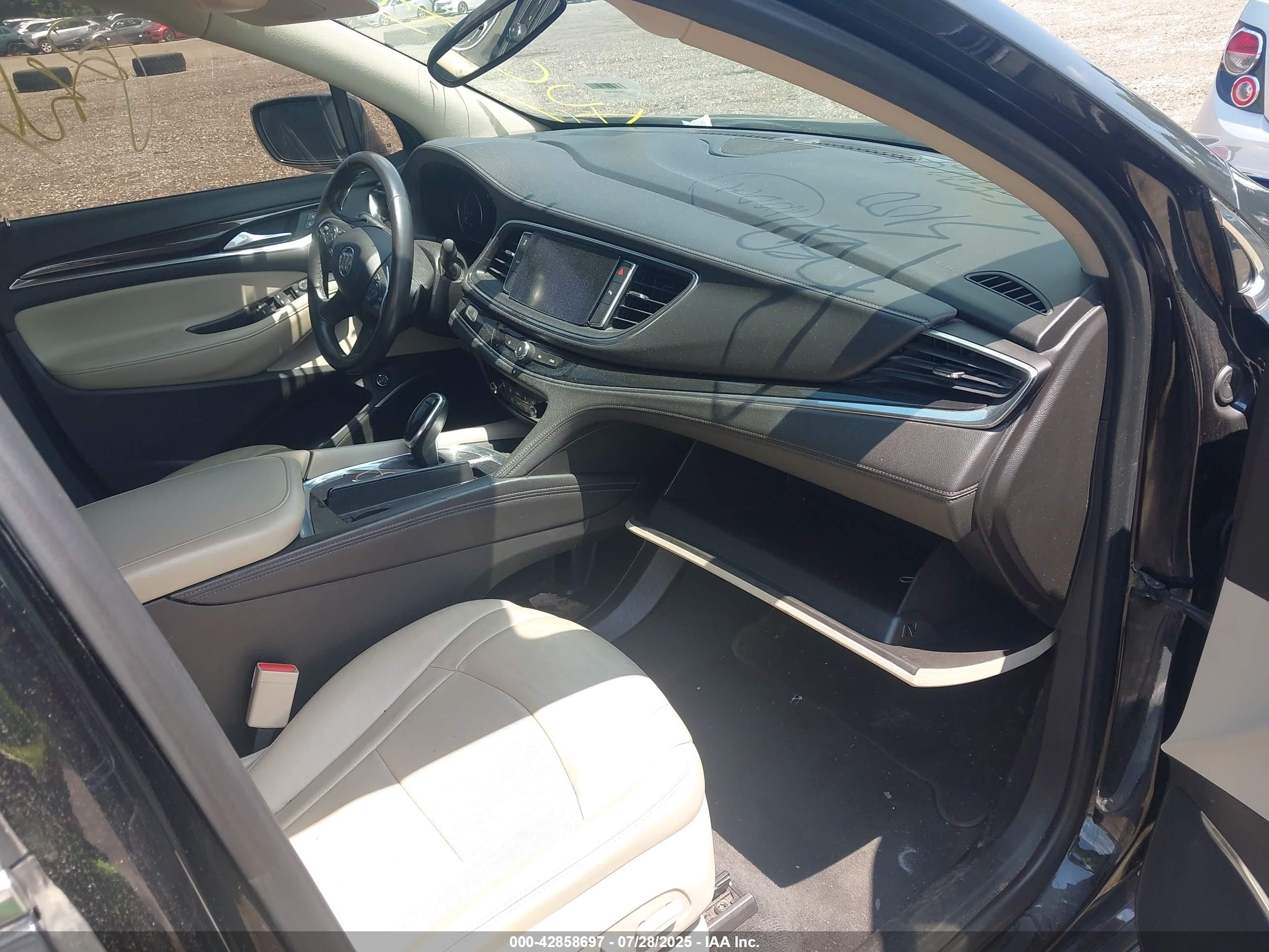 BUICK ENCLAVE image 5