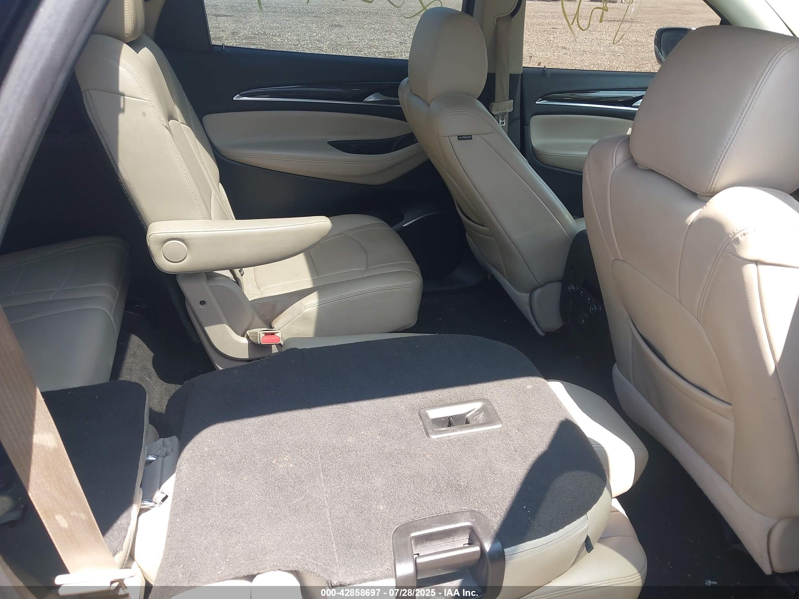 BUICK ENCLAVE image 8