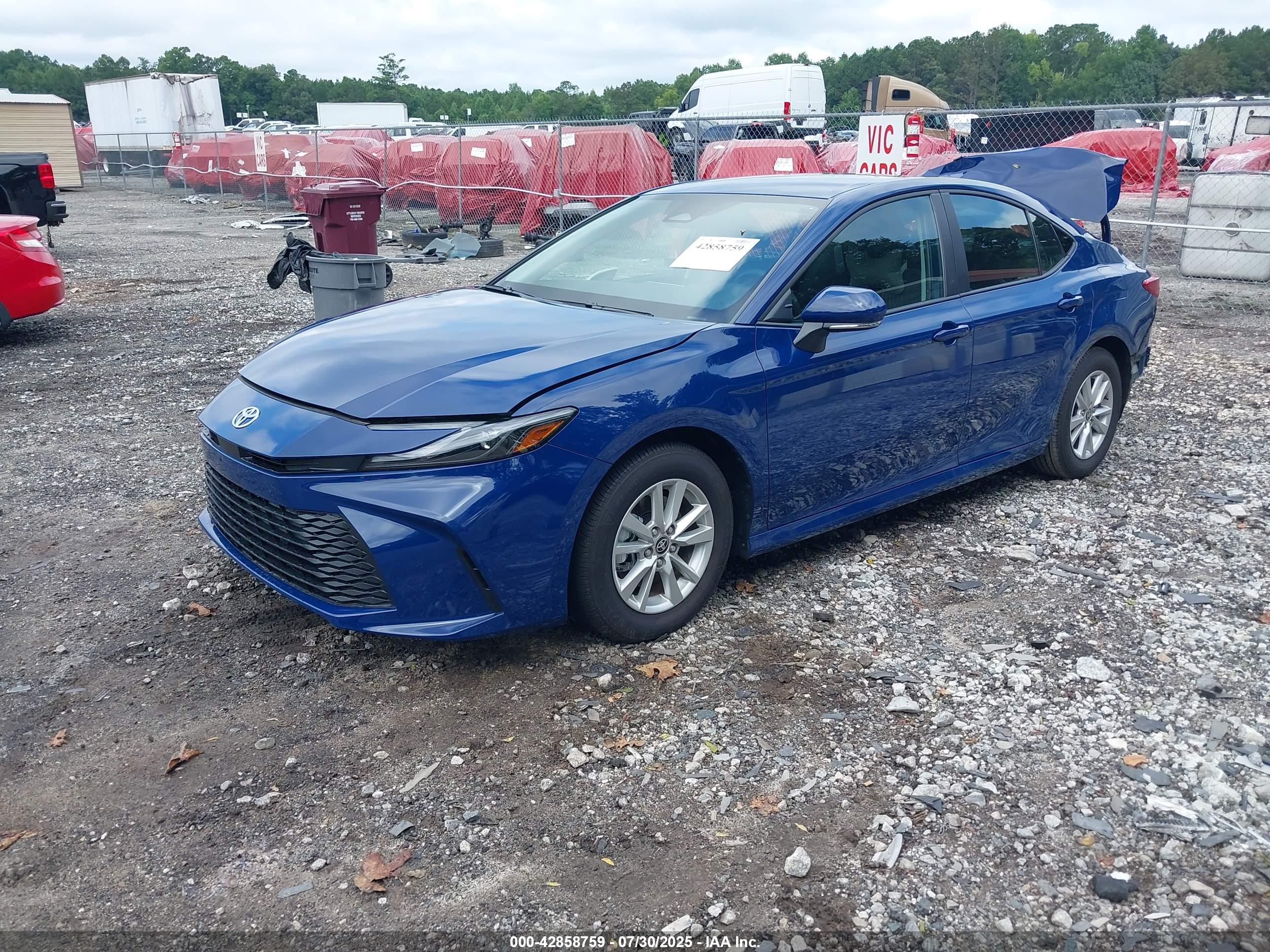 TOYOTA CAMRY image 2