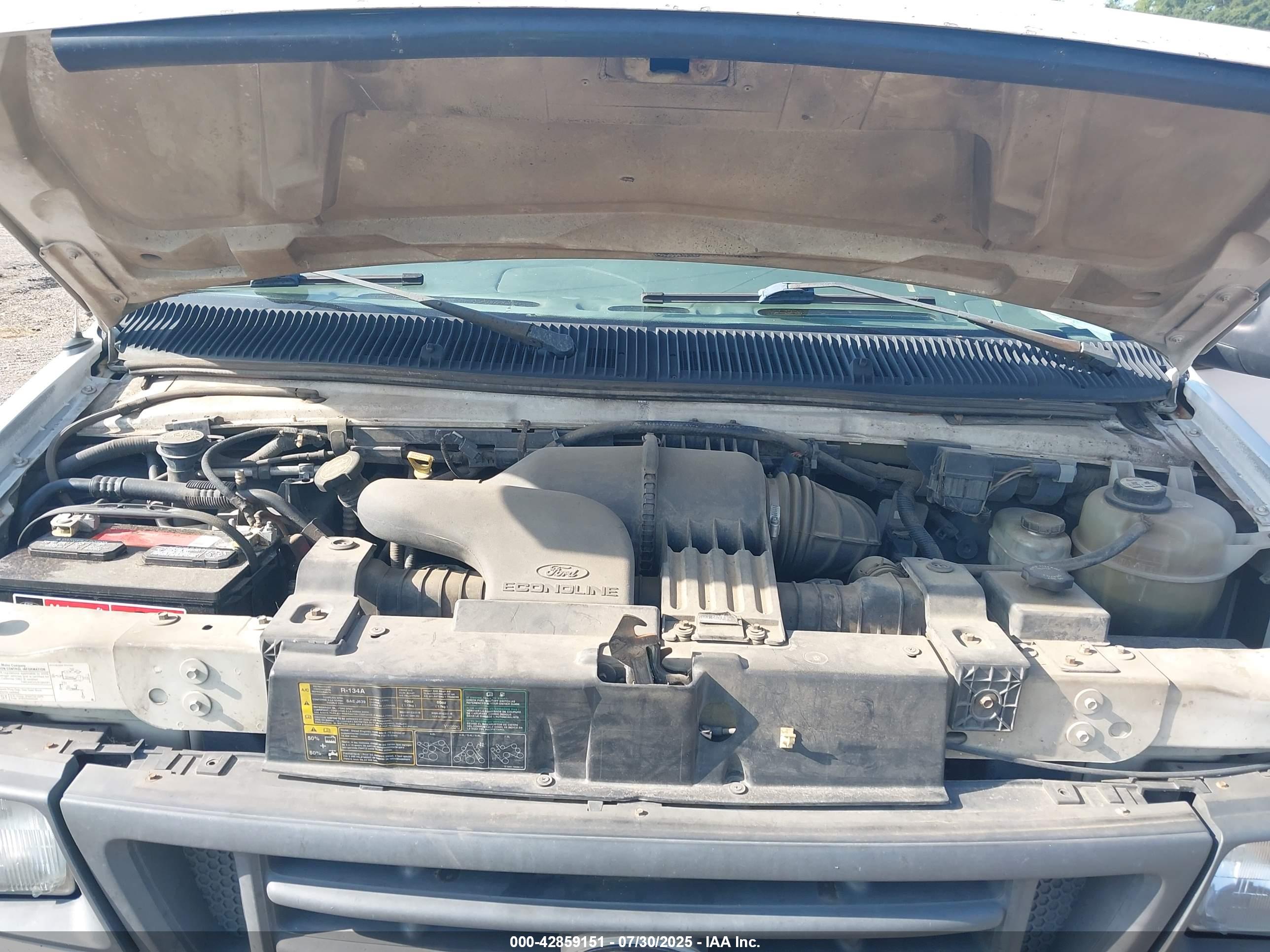 FORD E-250 image 10