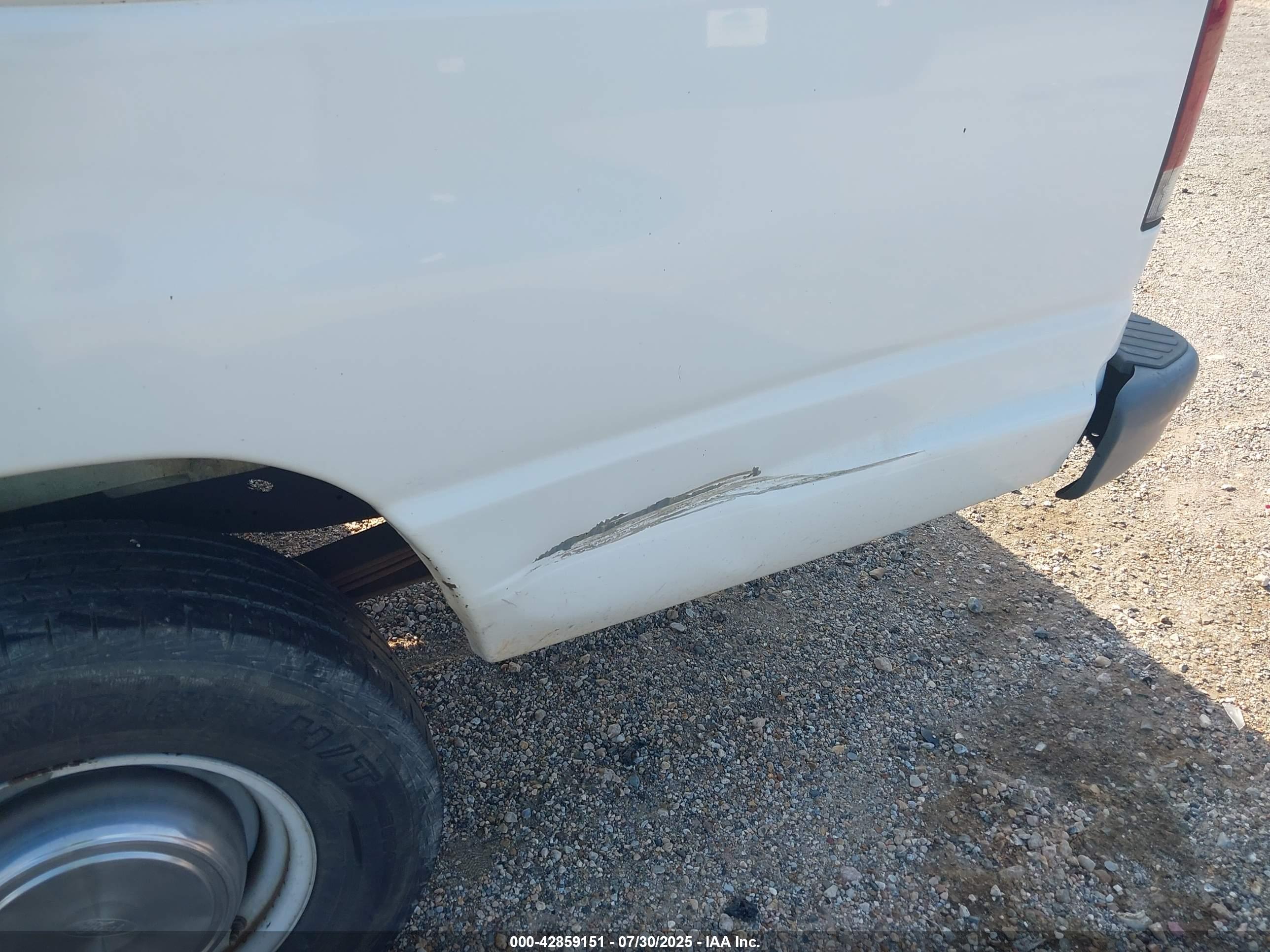 FORD E-250 image 6