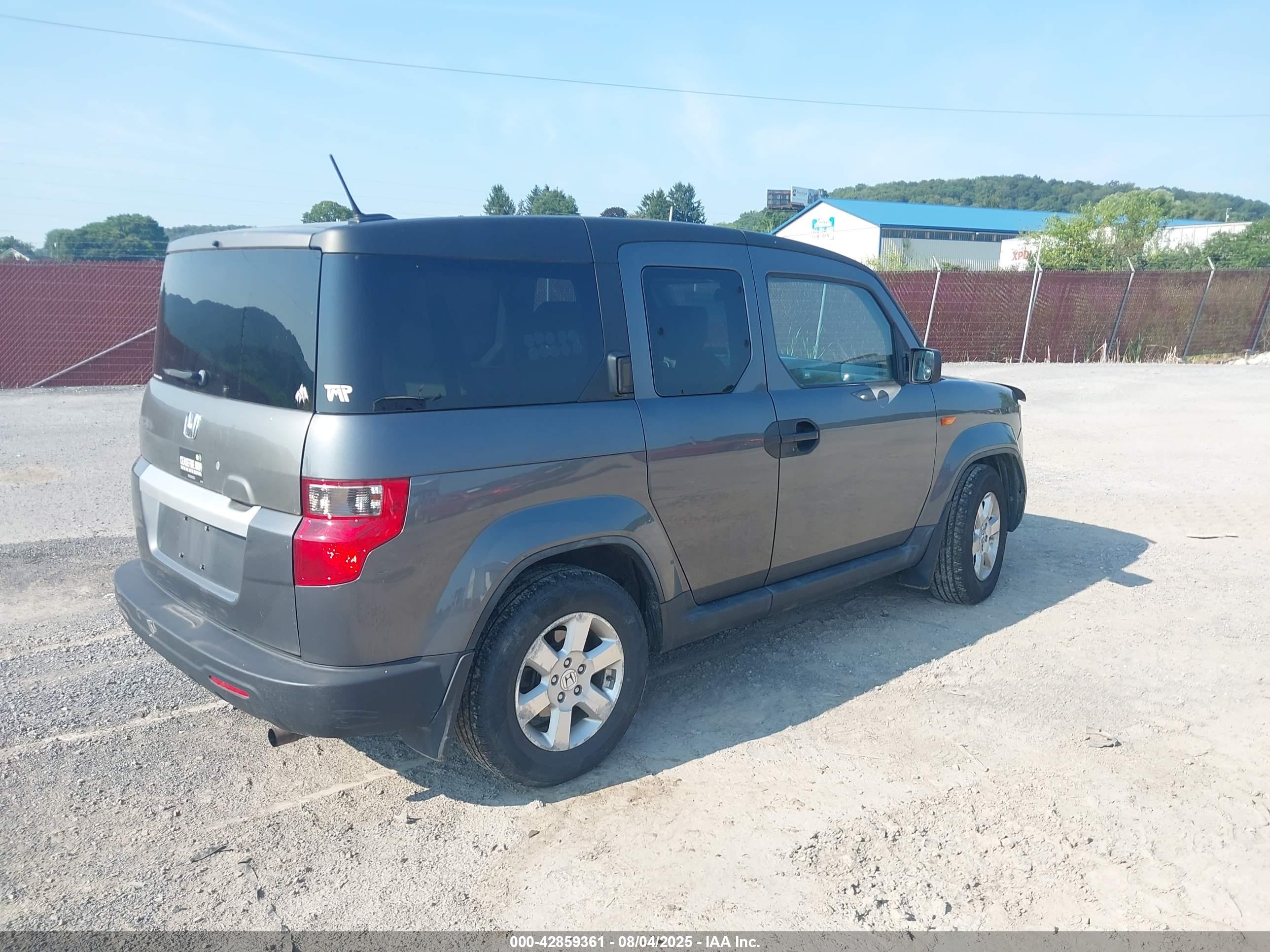 HONDA ELEMENT image 4