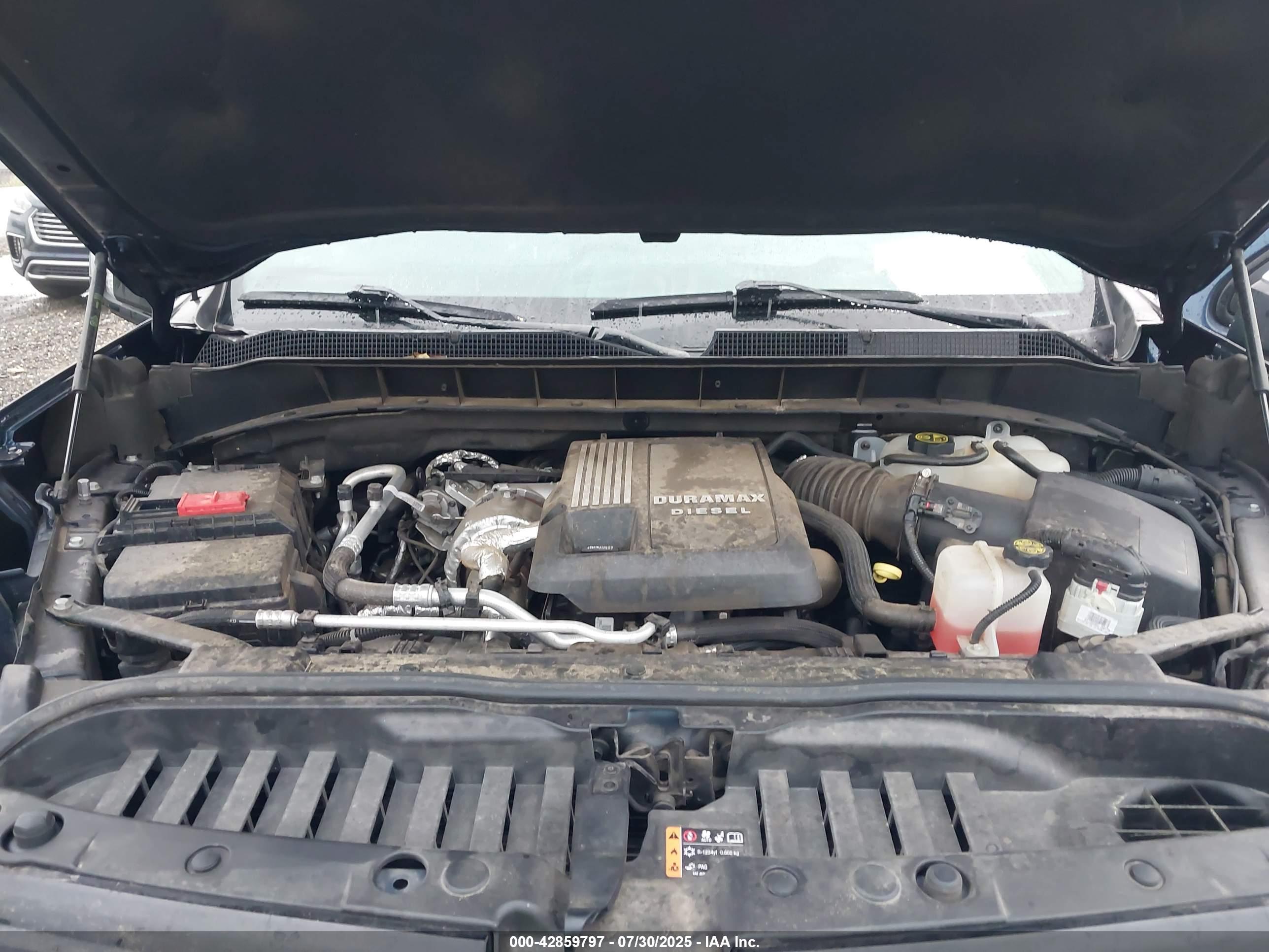 CHEVROLET SILVERADO image 10