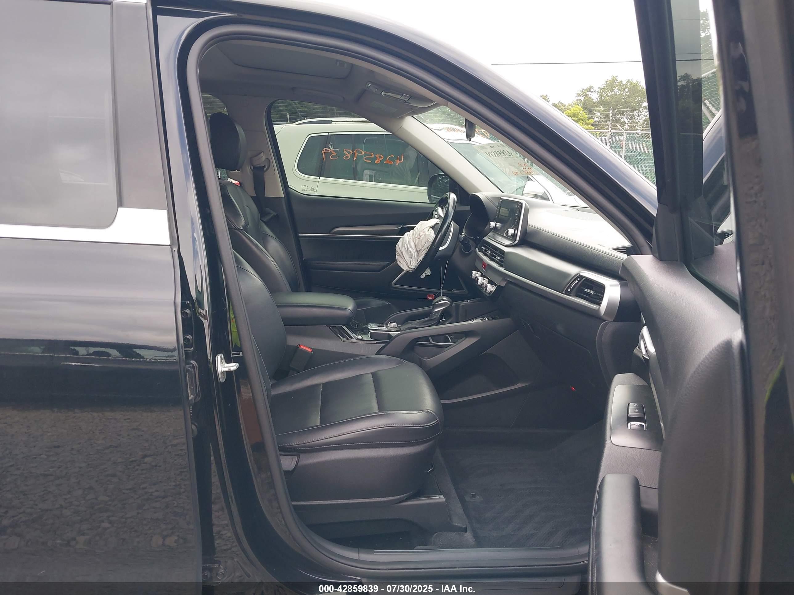 KIA TELLURIDE image 5