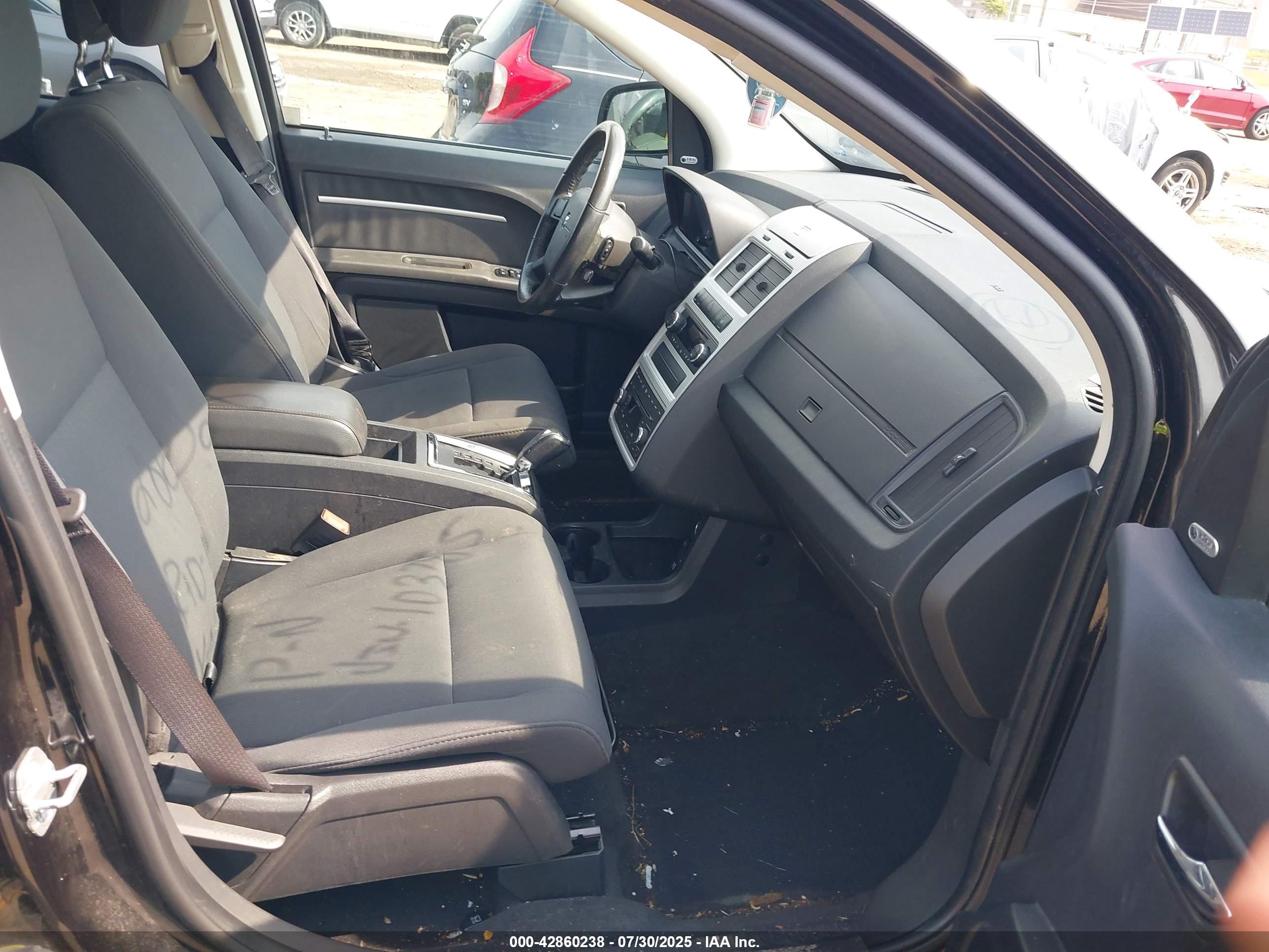 DODGE JOURNEY image 5
