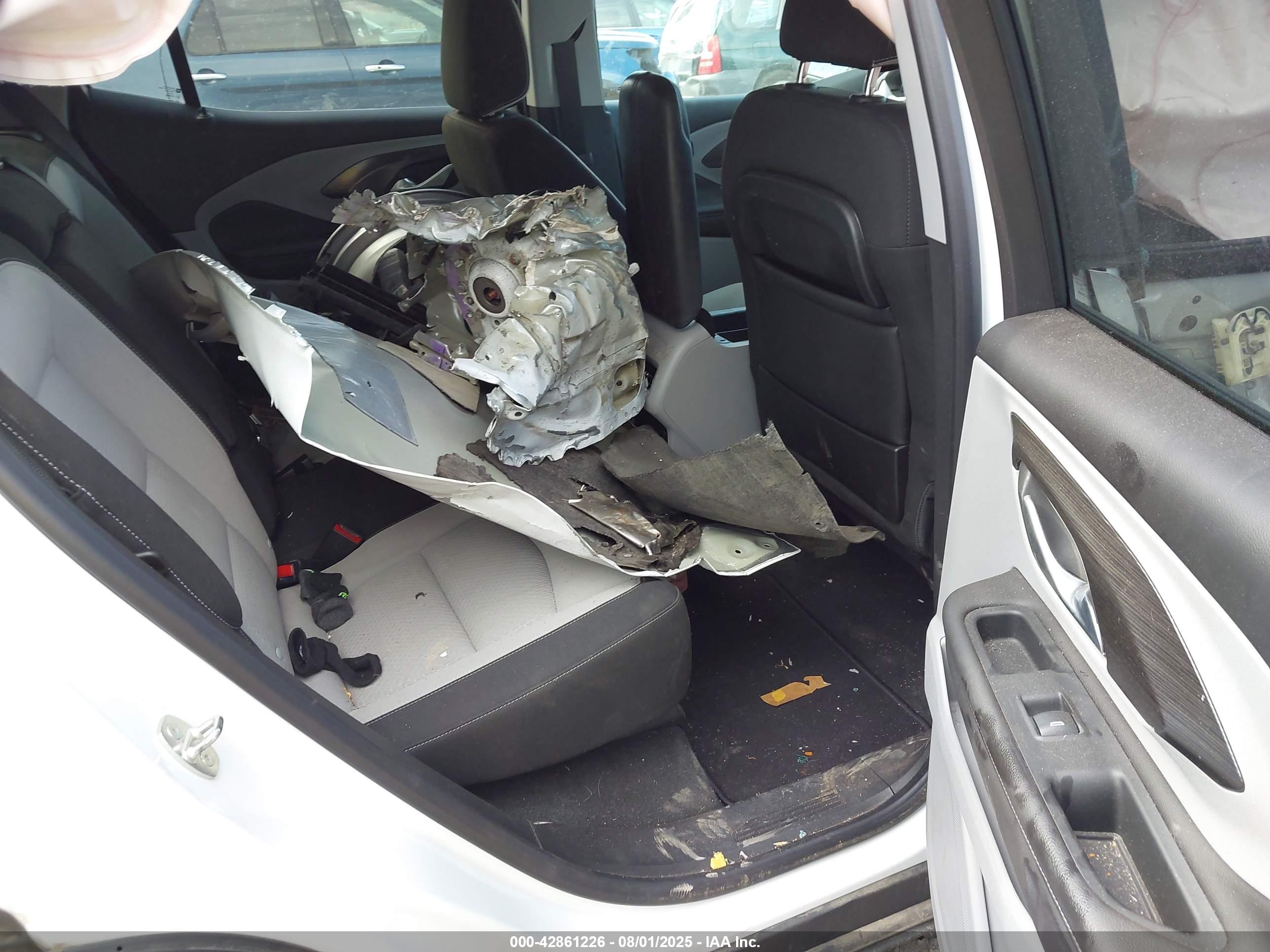 GMC TERRAIN image 8