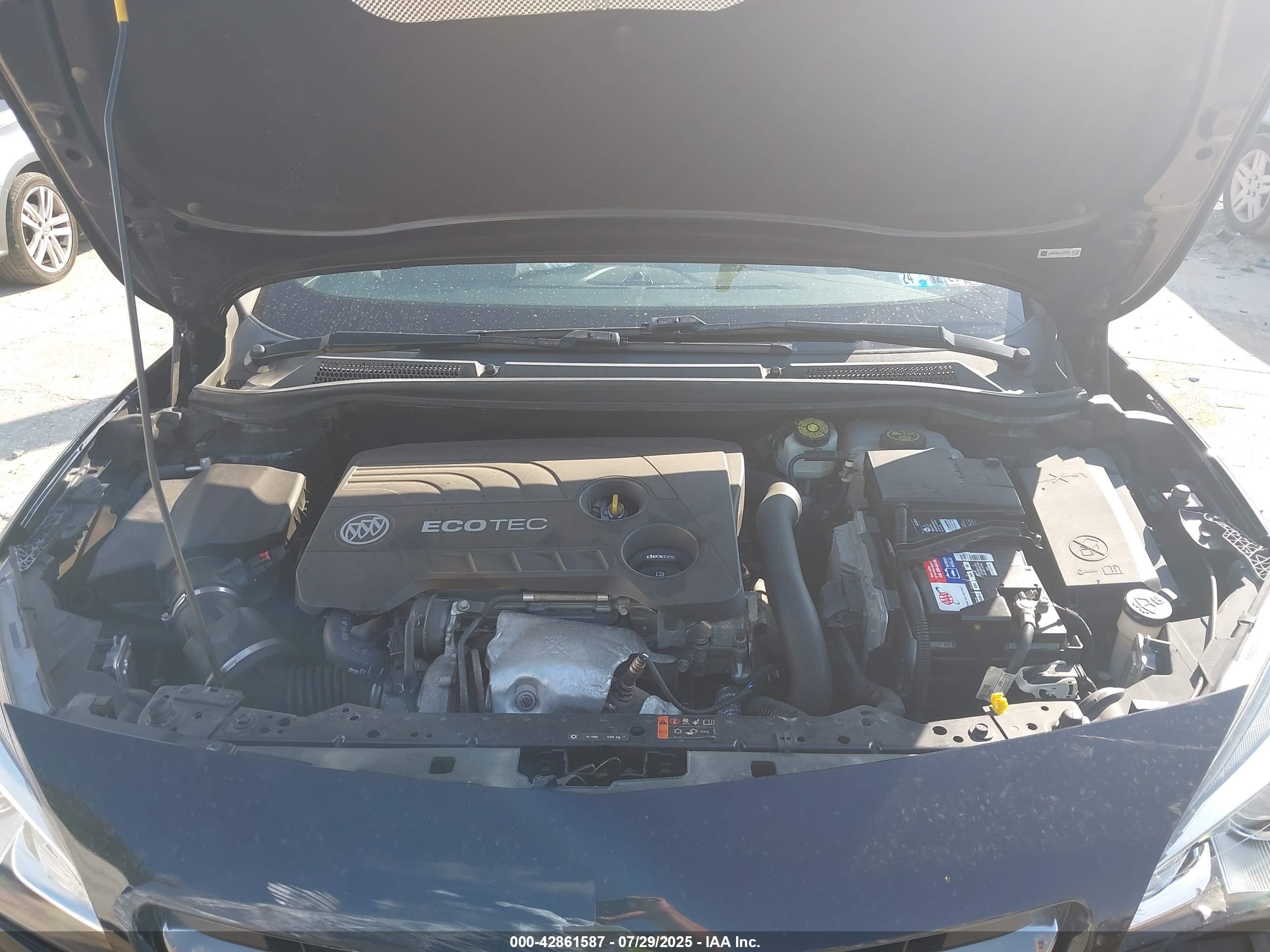 BUICK CASCADA image 10