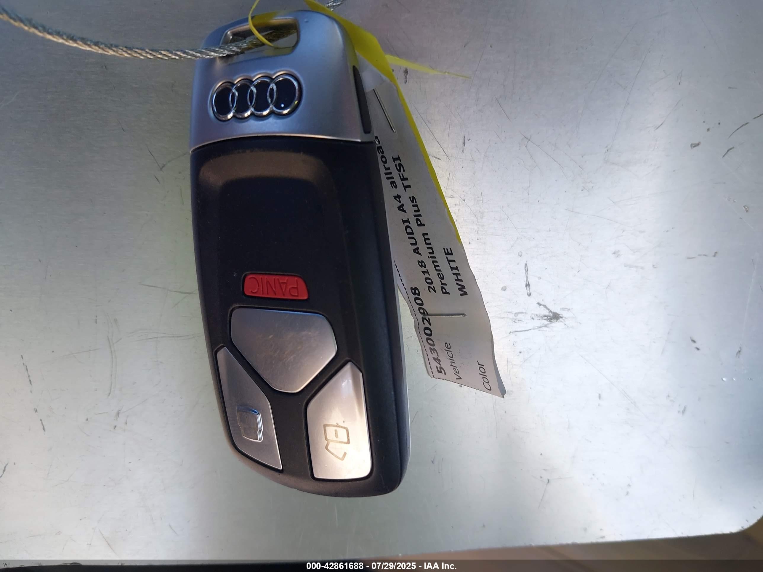 AUDI A4 image 11