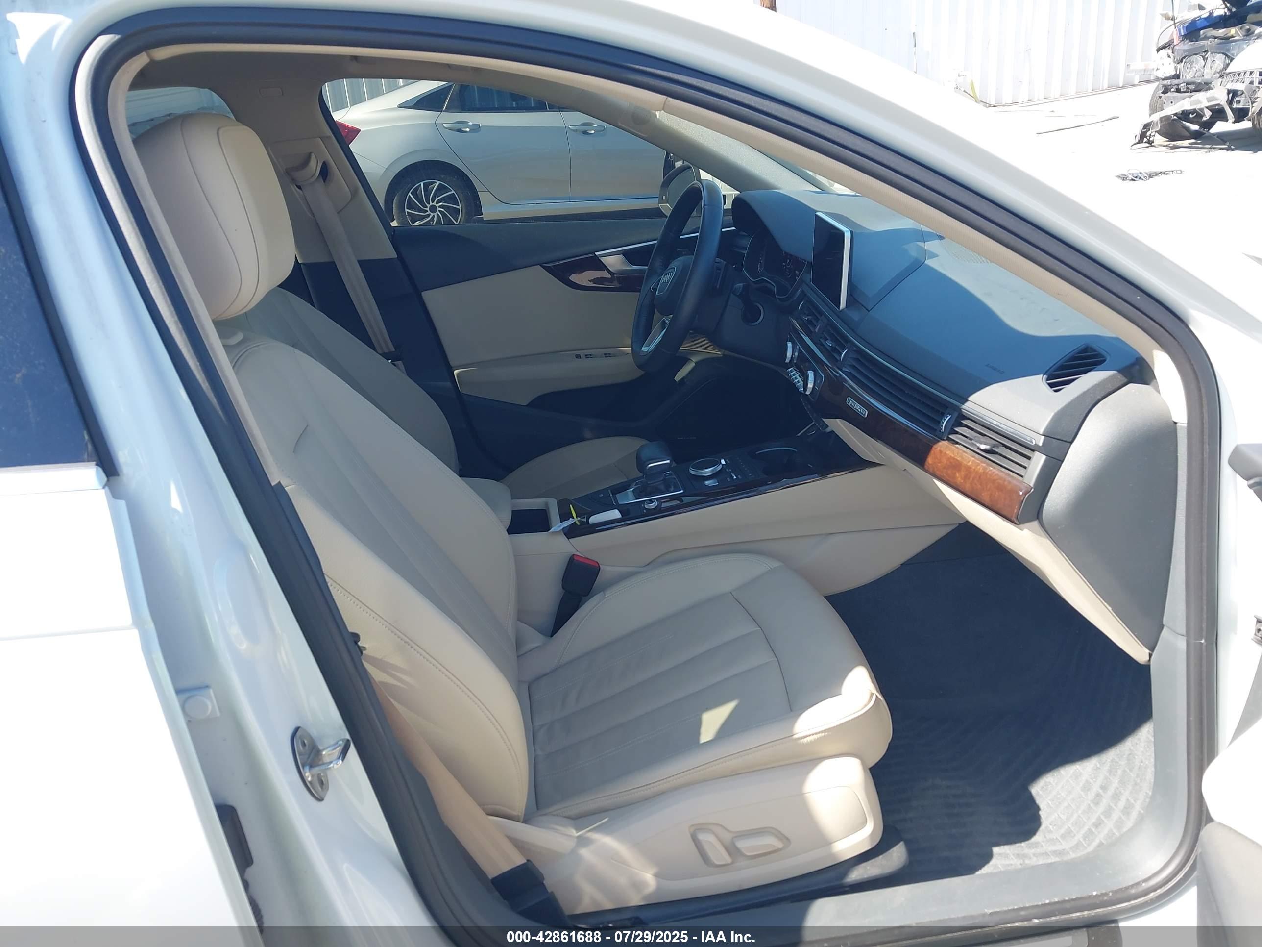 AUDI A4 image 5