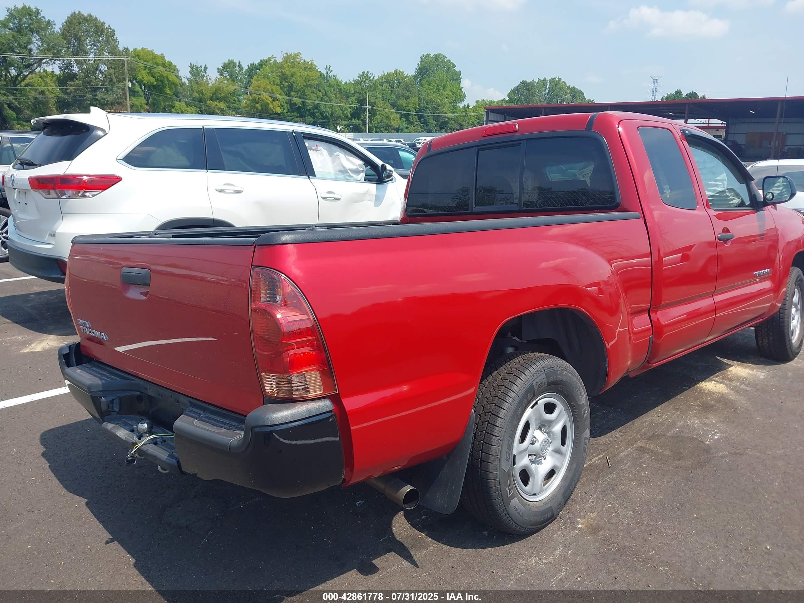 TOYOTA TACOMA image 4
