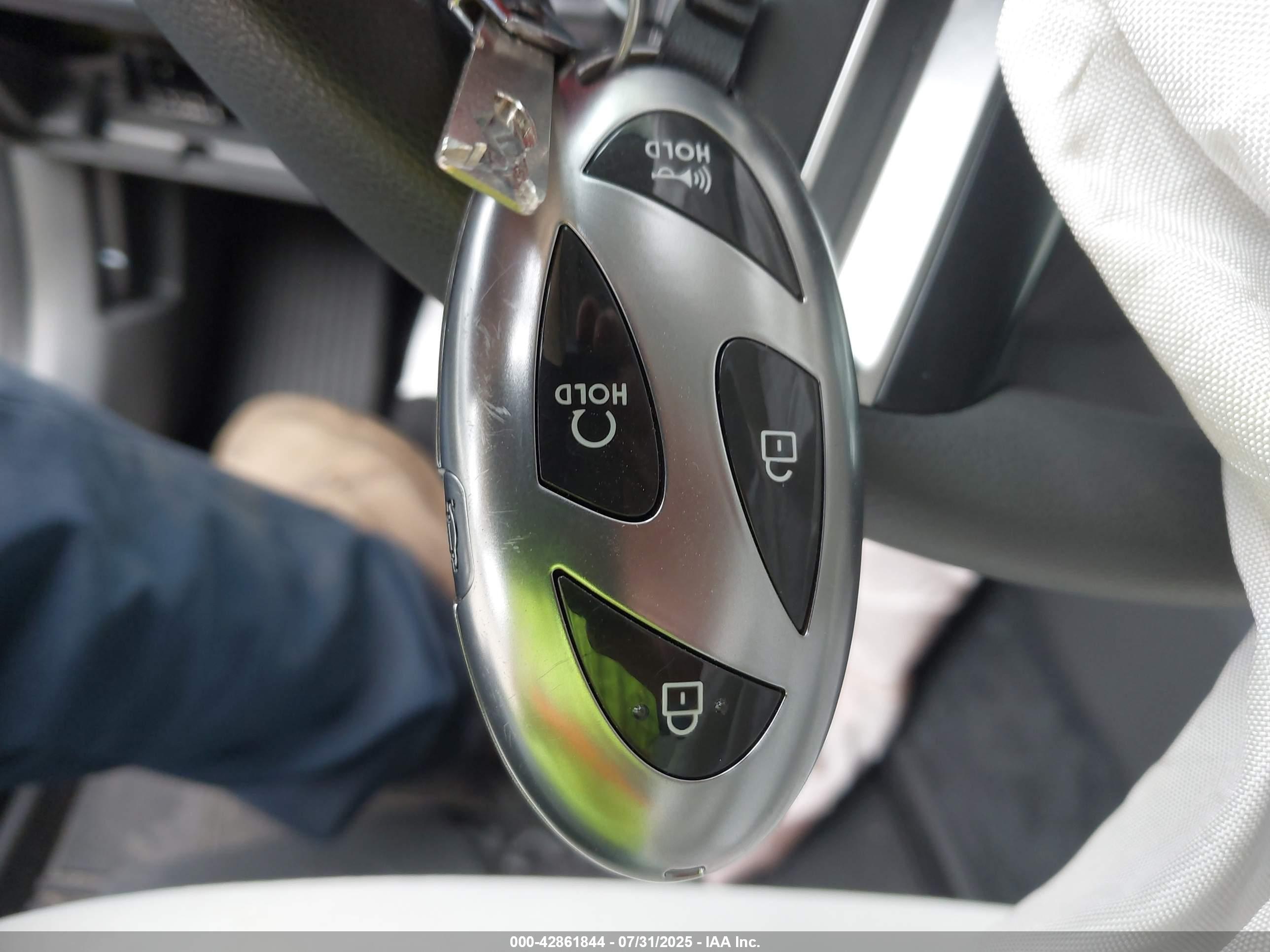 HYUNDAI SONATA image 11