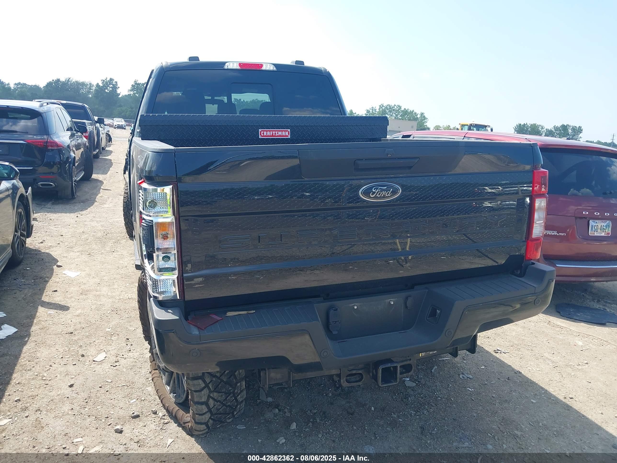 FORD F-350 image 8