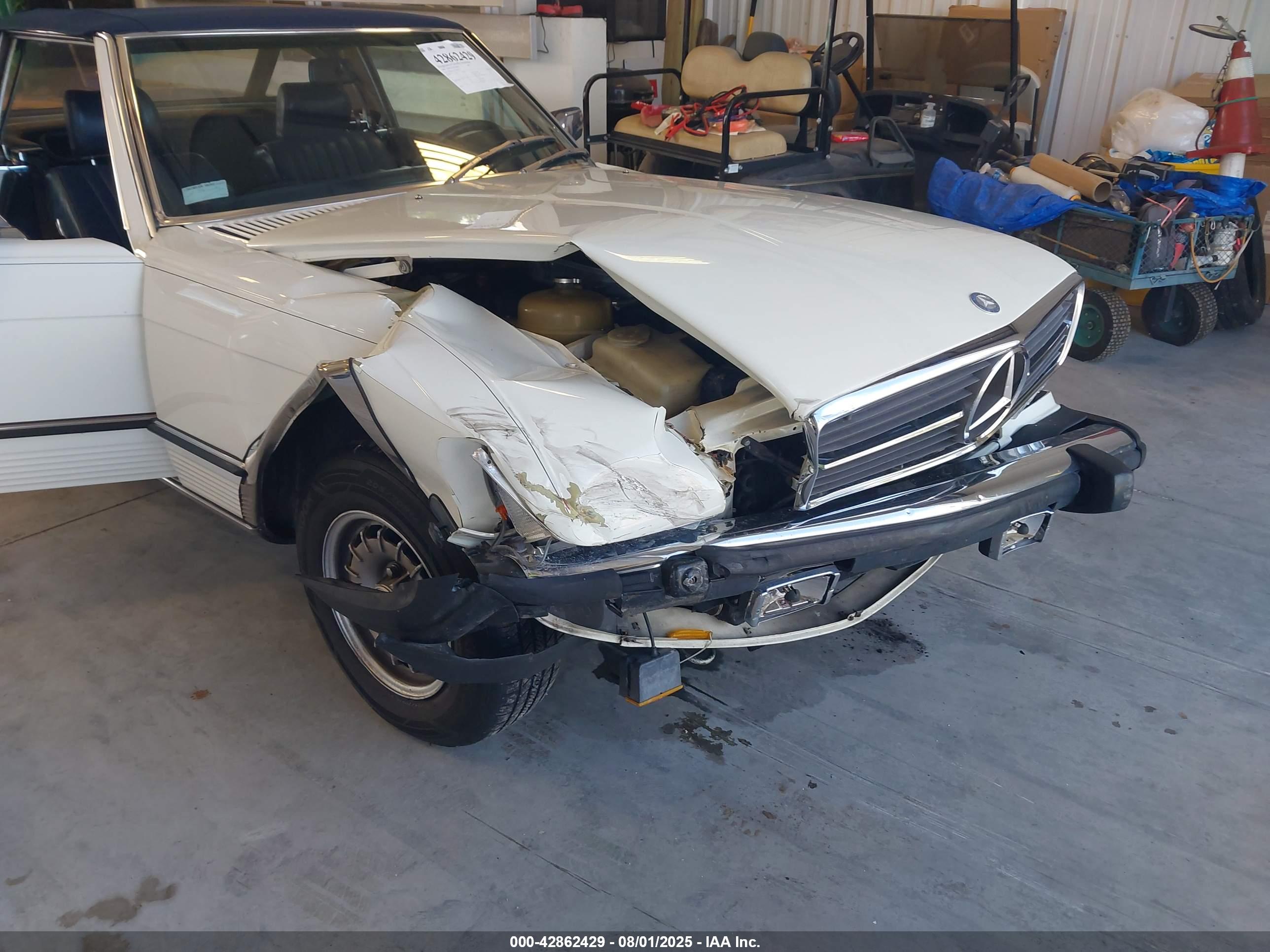 MERCEDES-BENZ 380 image 6