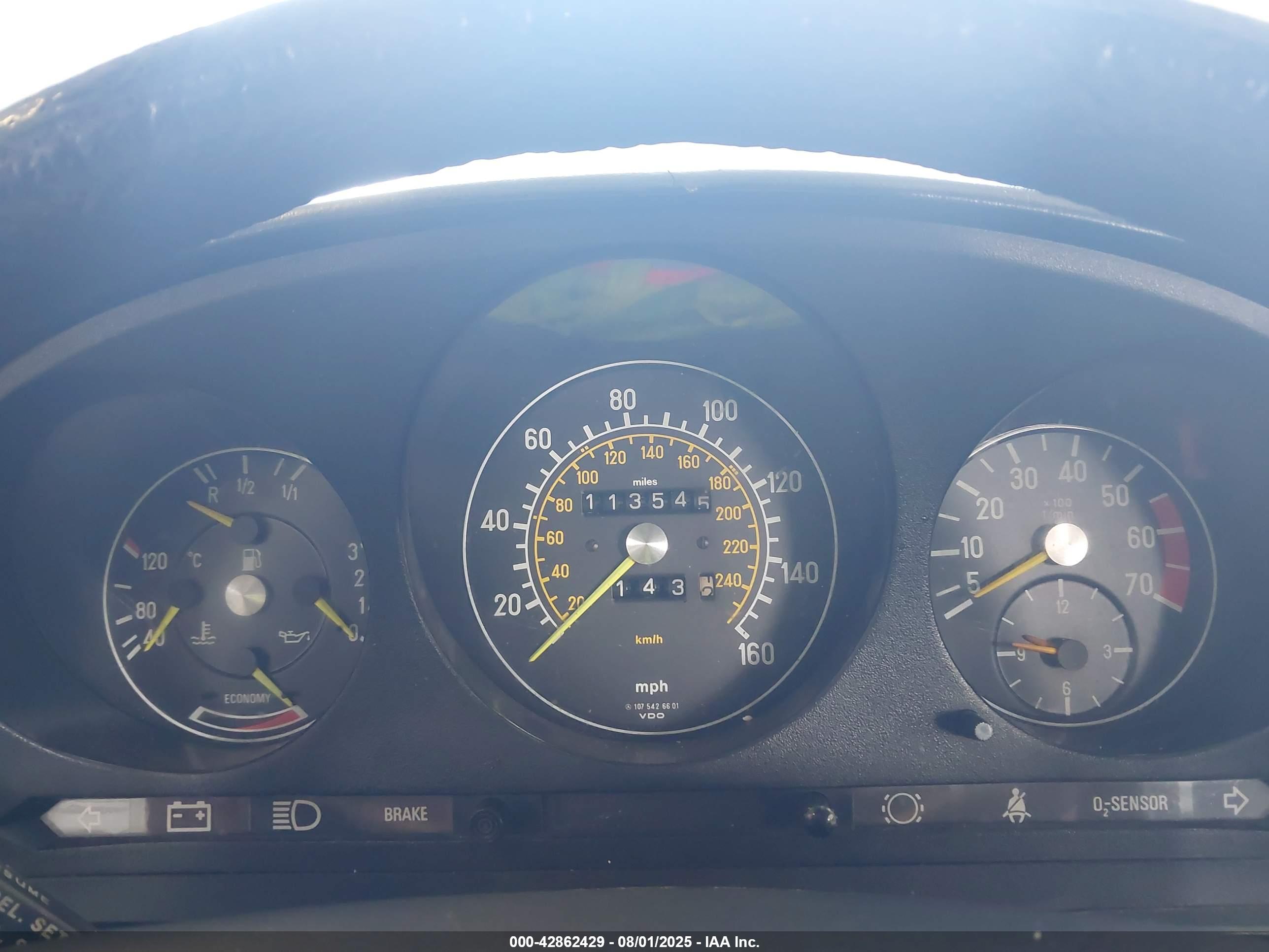 MERCEDES-BENZ 380 image 7