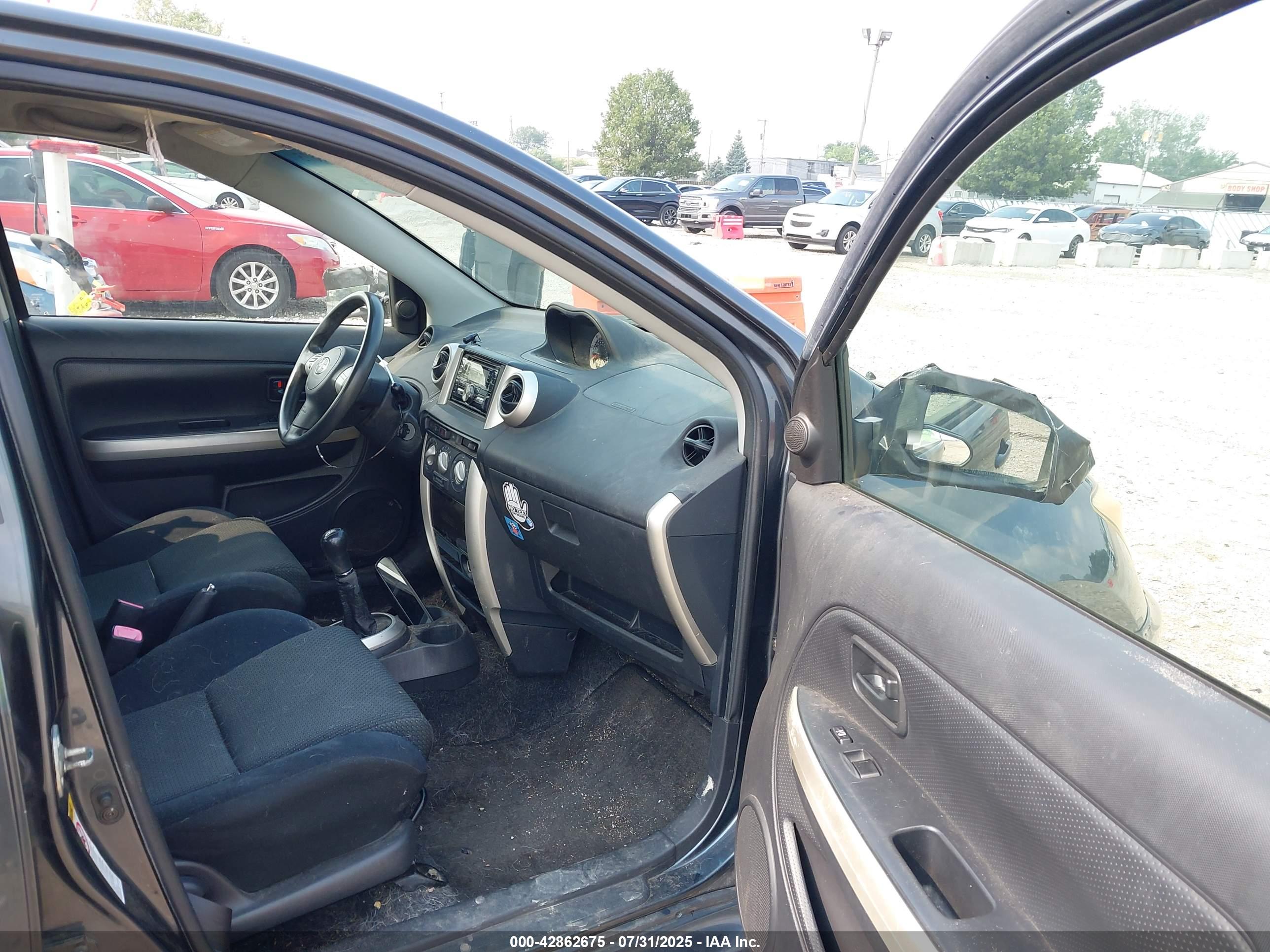 SCION XA image 5