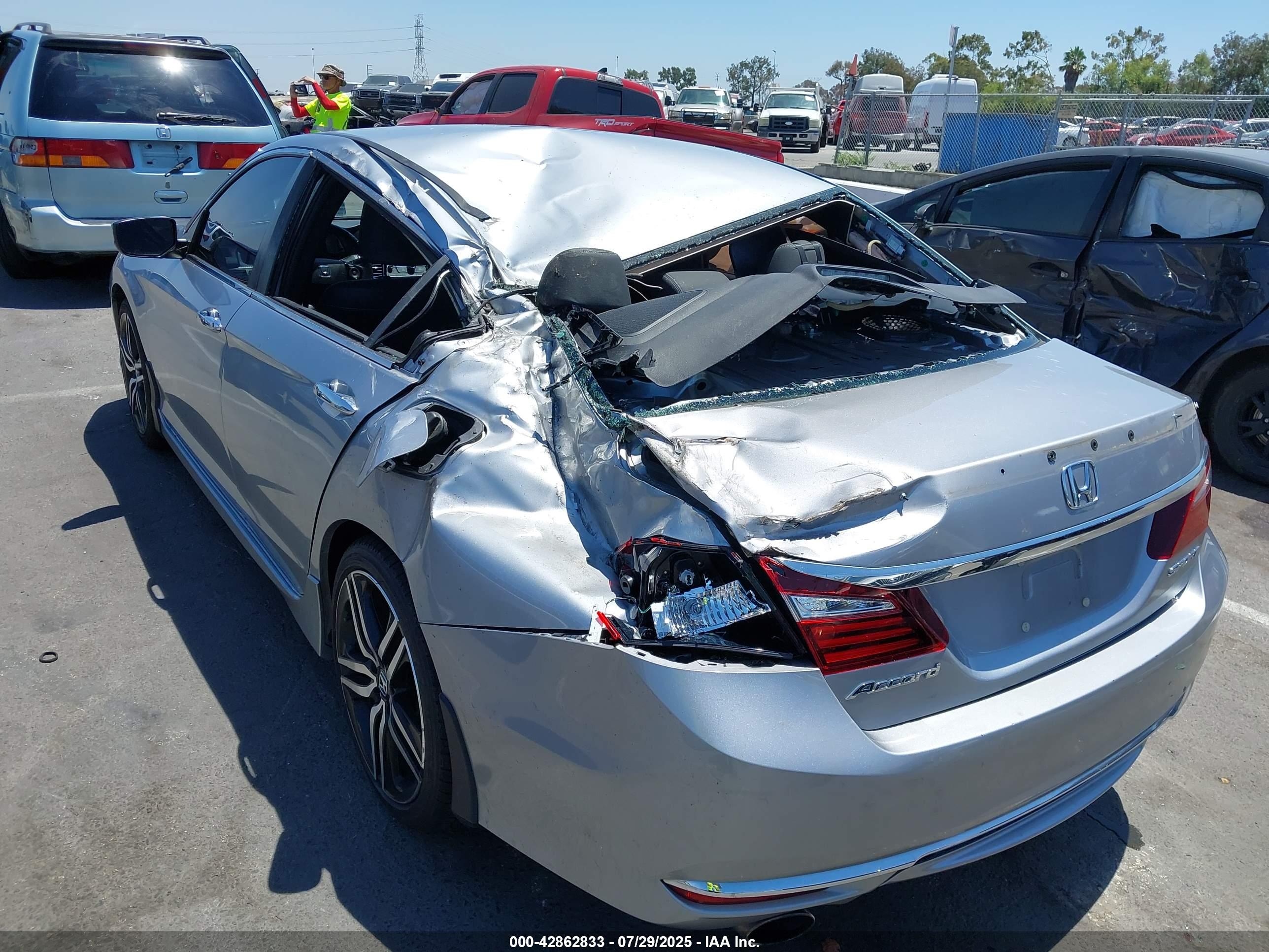 HONDA ACCORD image 6