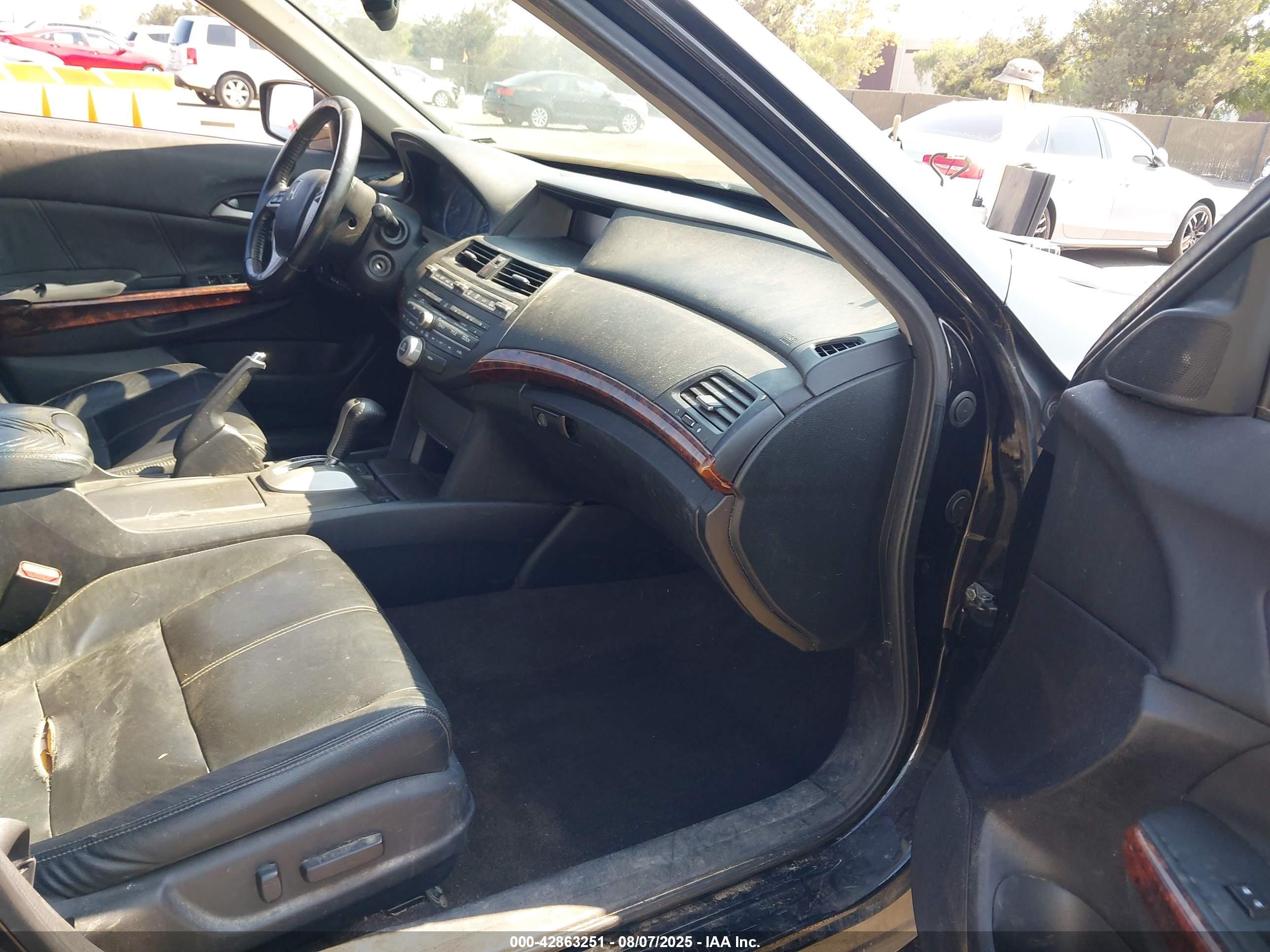 HONDA ACCORD image 5