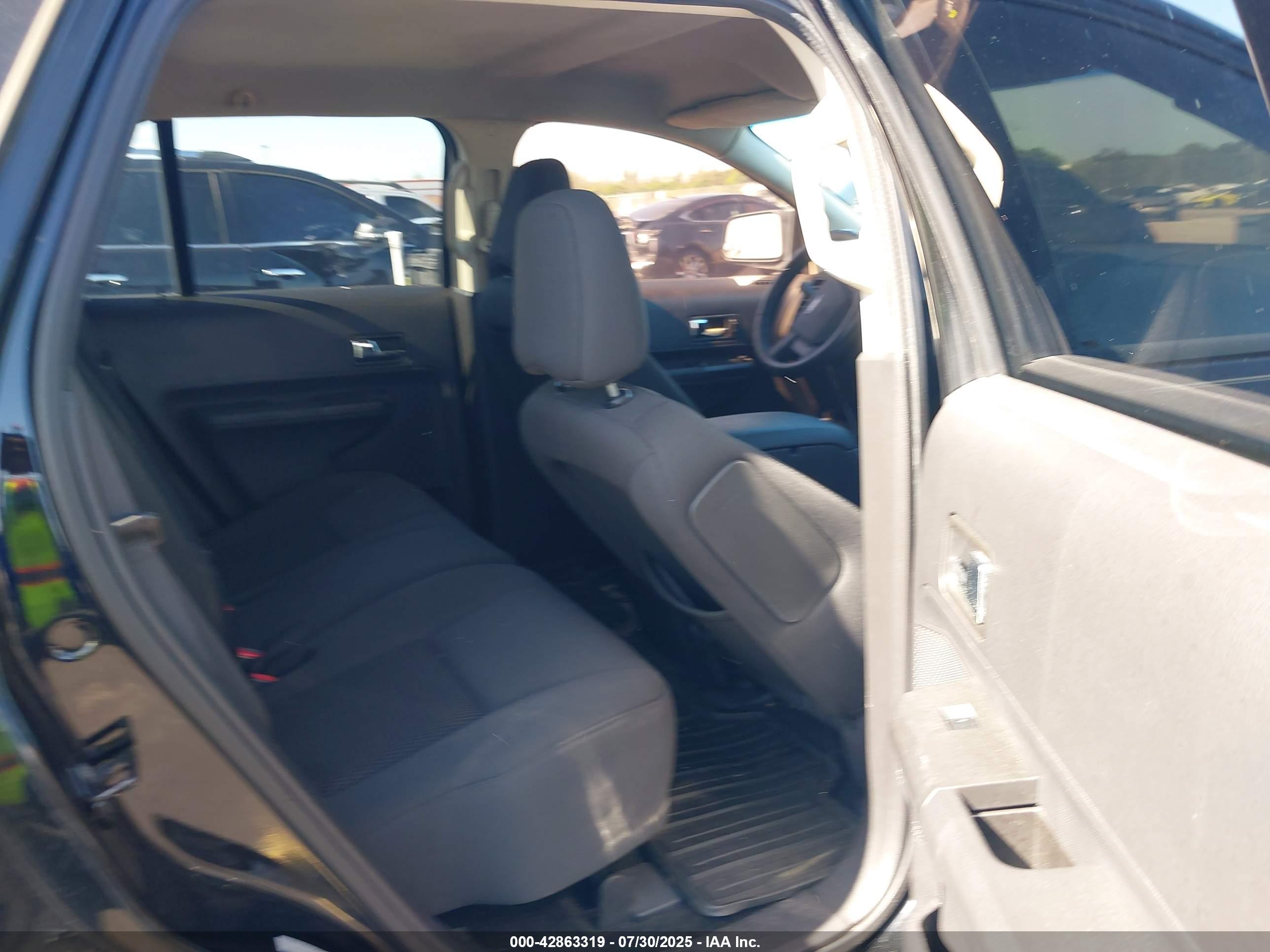 FORD EDGE image 8