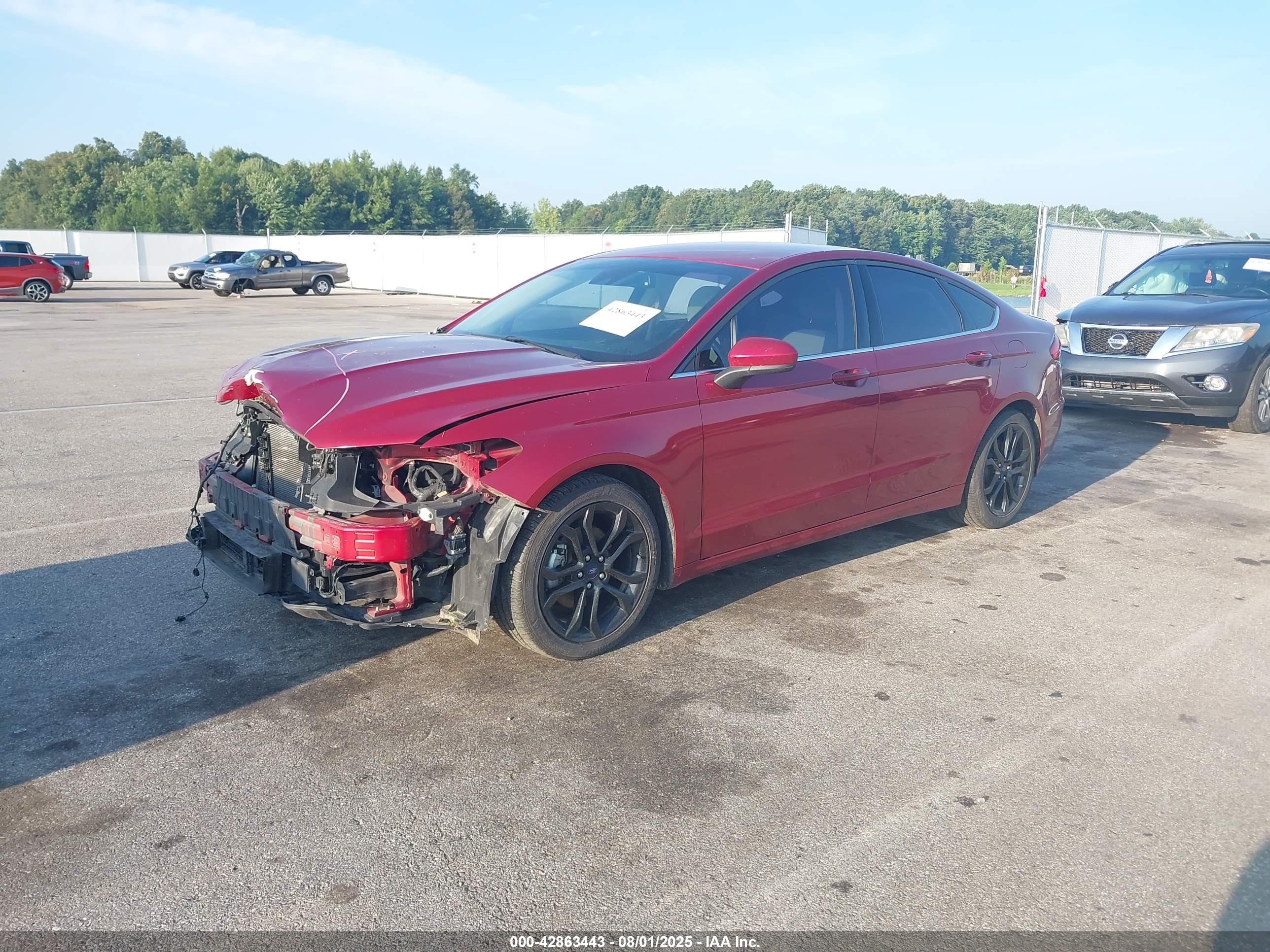 FORD FUSION image 2