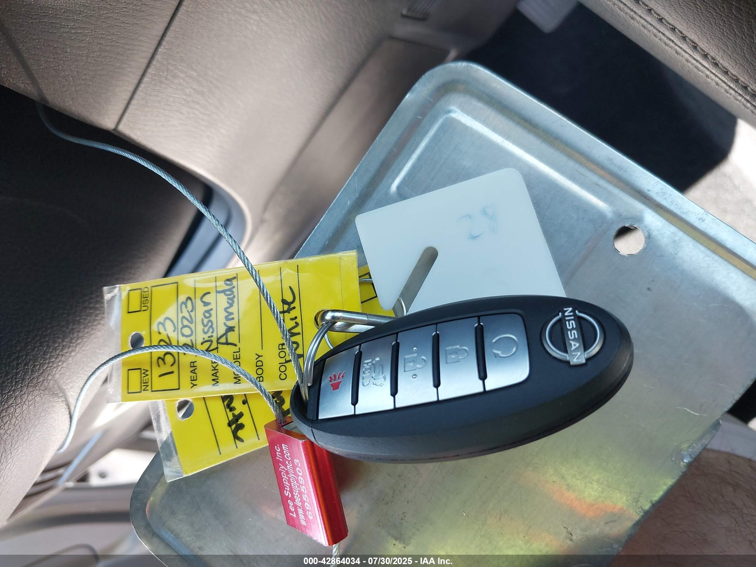 NISSAN ARMADA image 11