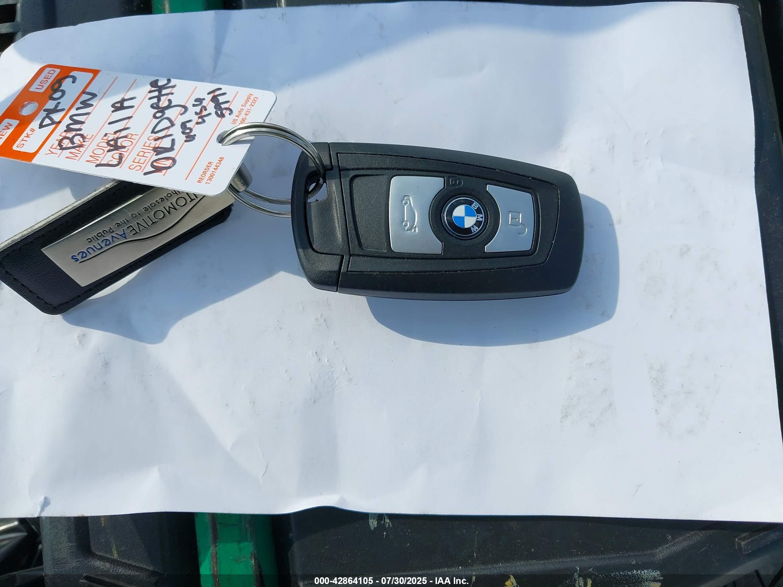 BMW 320I image 11