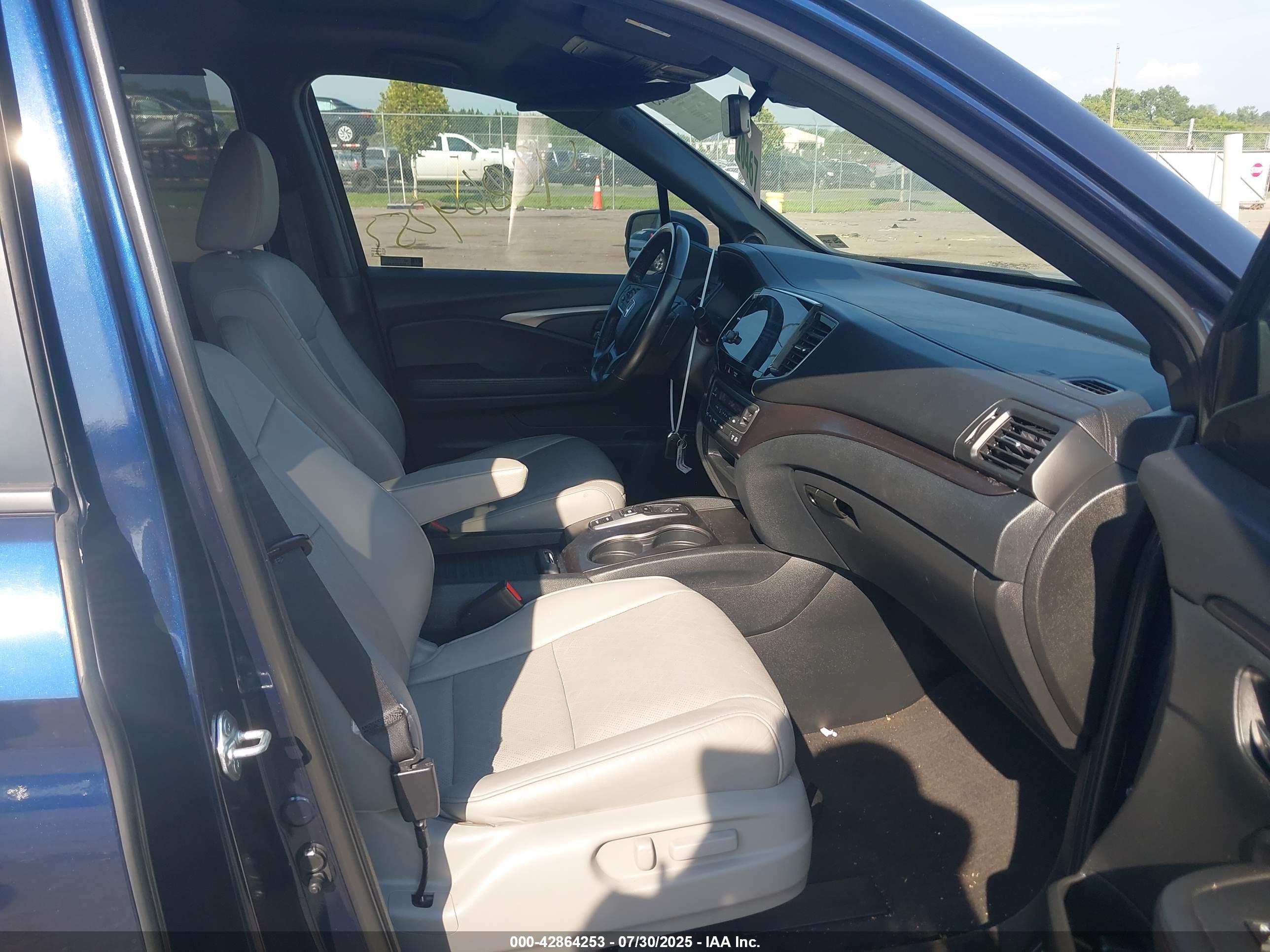 HONDA PASSPORT image 5