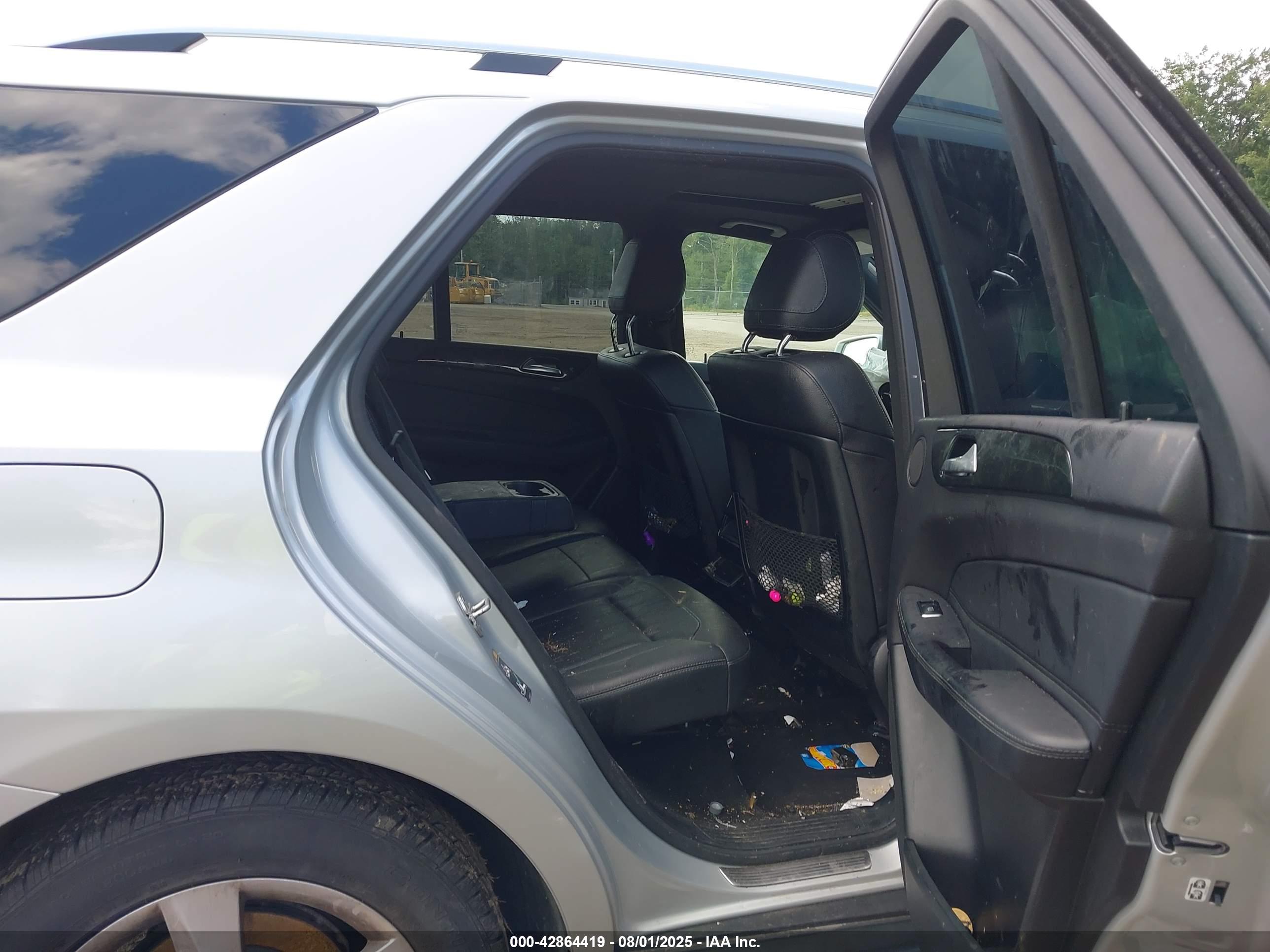 MERCEDES-BENZ GLE image 8