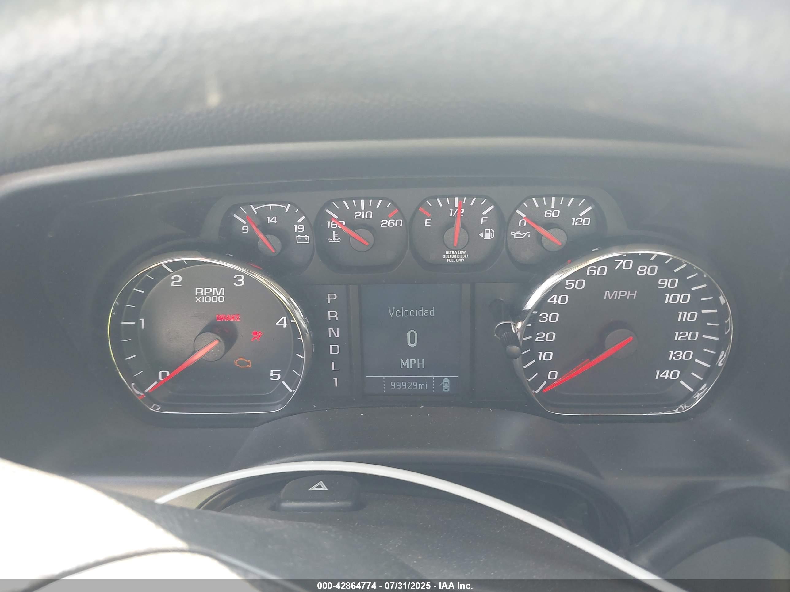CHEVROLET SILVERADO image 7