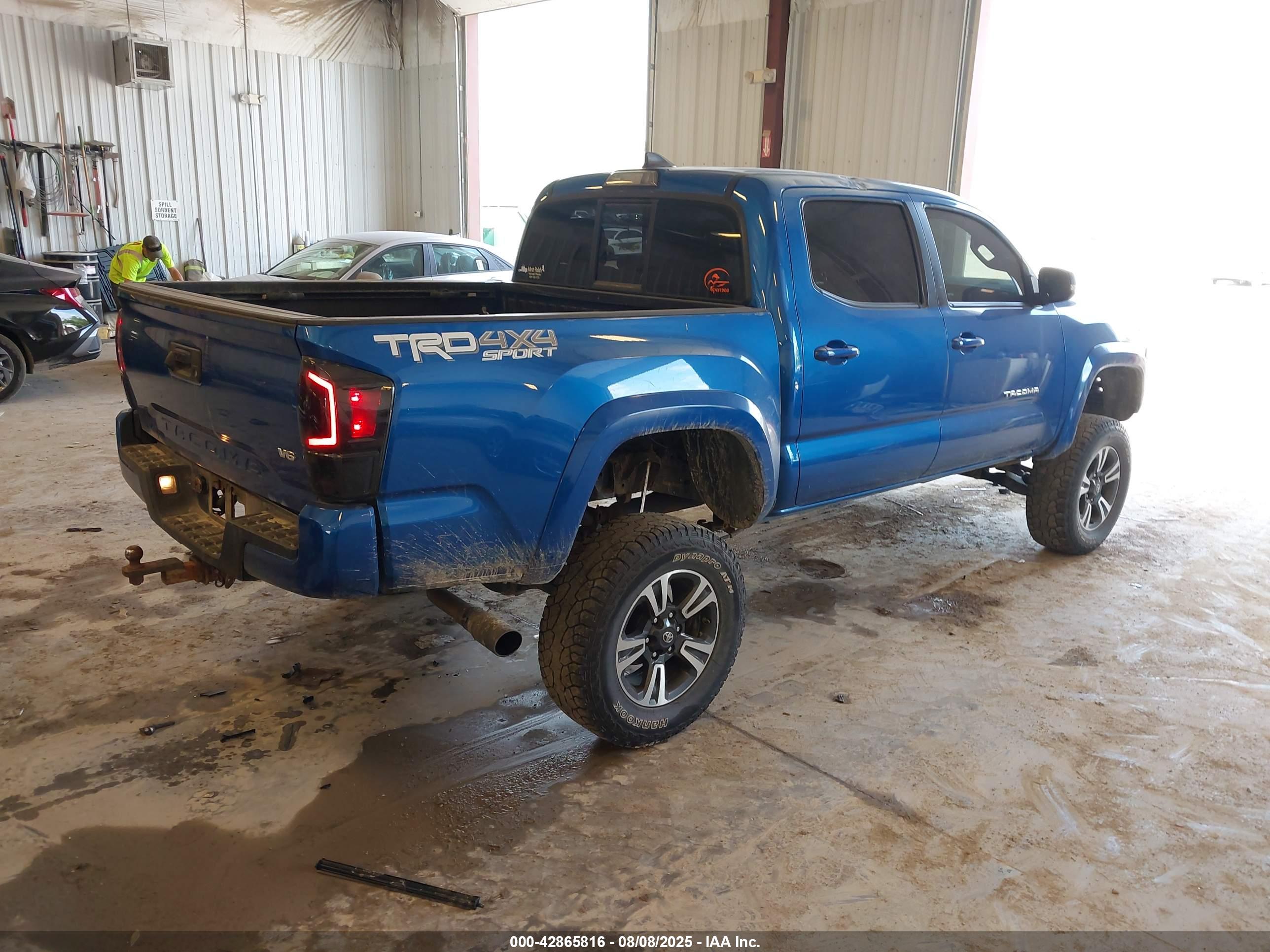 TOYOTA TACOMA image 4