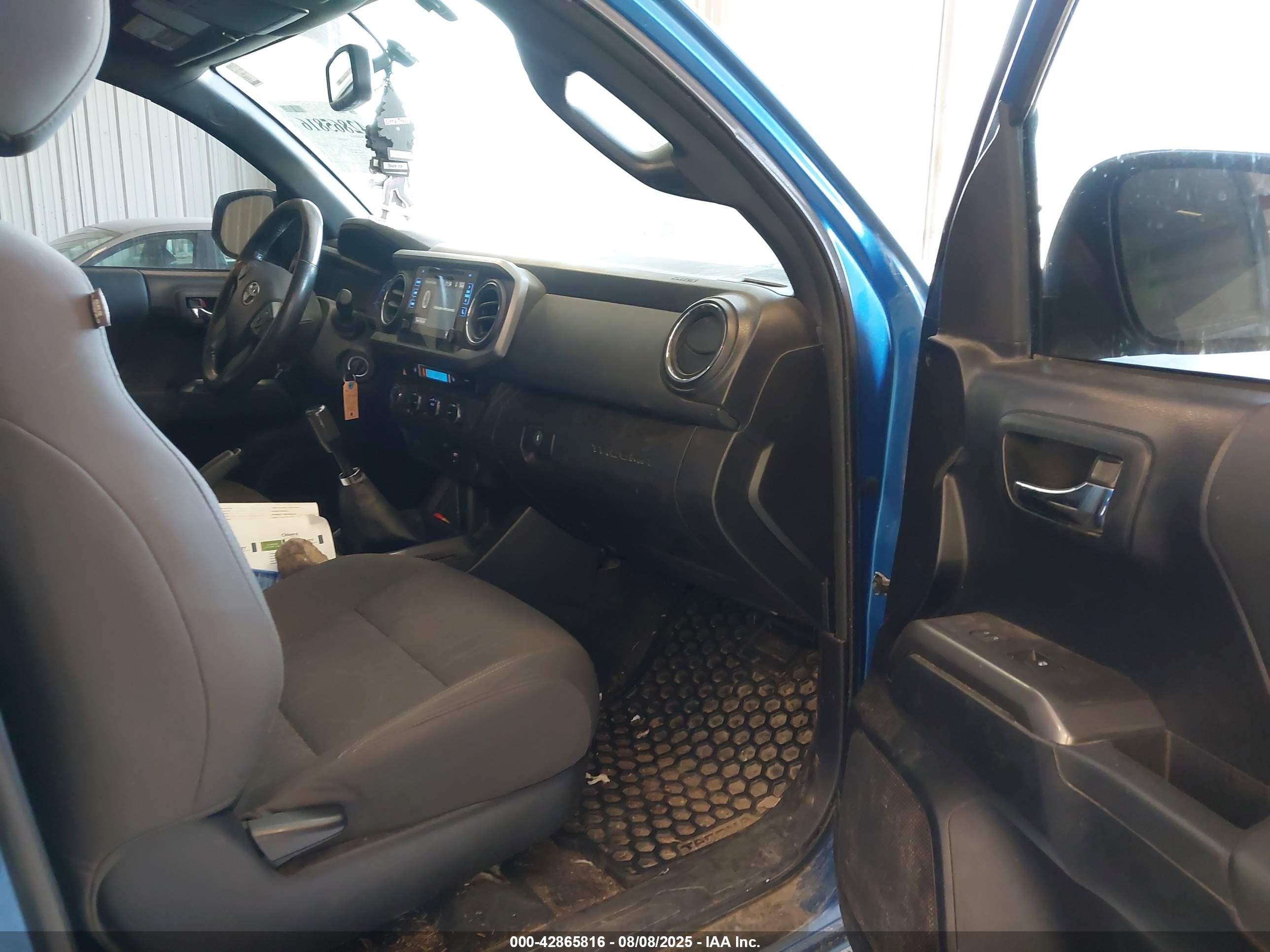 TOYOTA TACOMA image 5