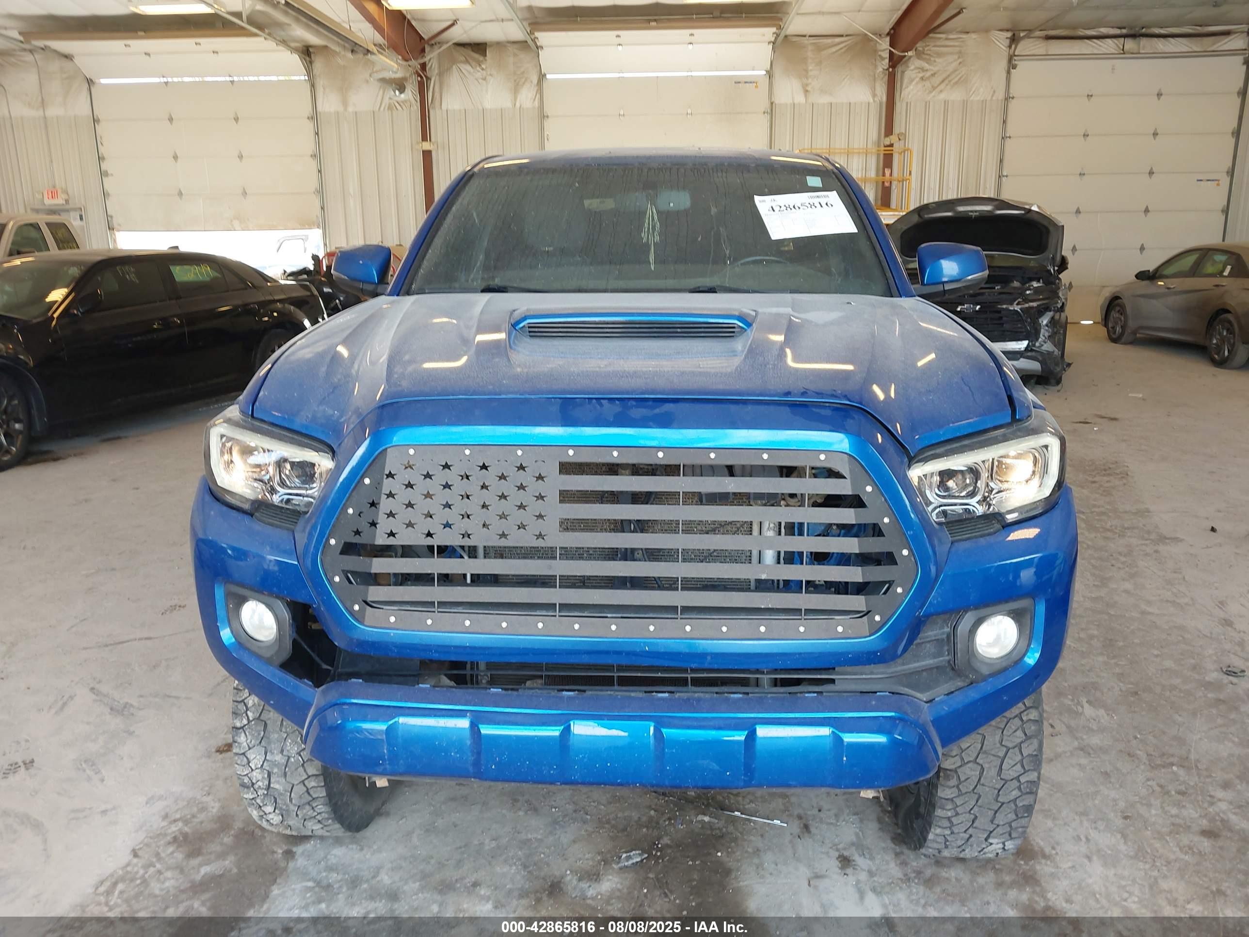 TOYOTA TACOMA image 6