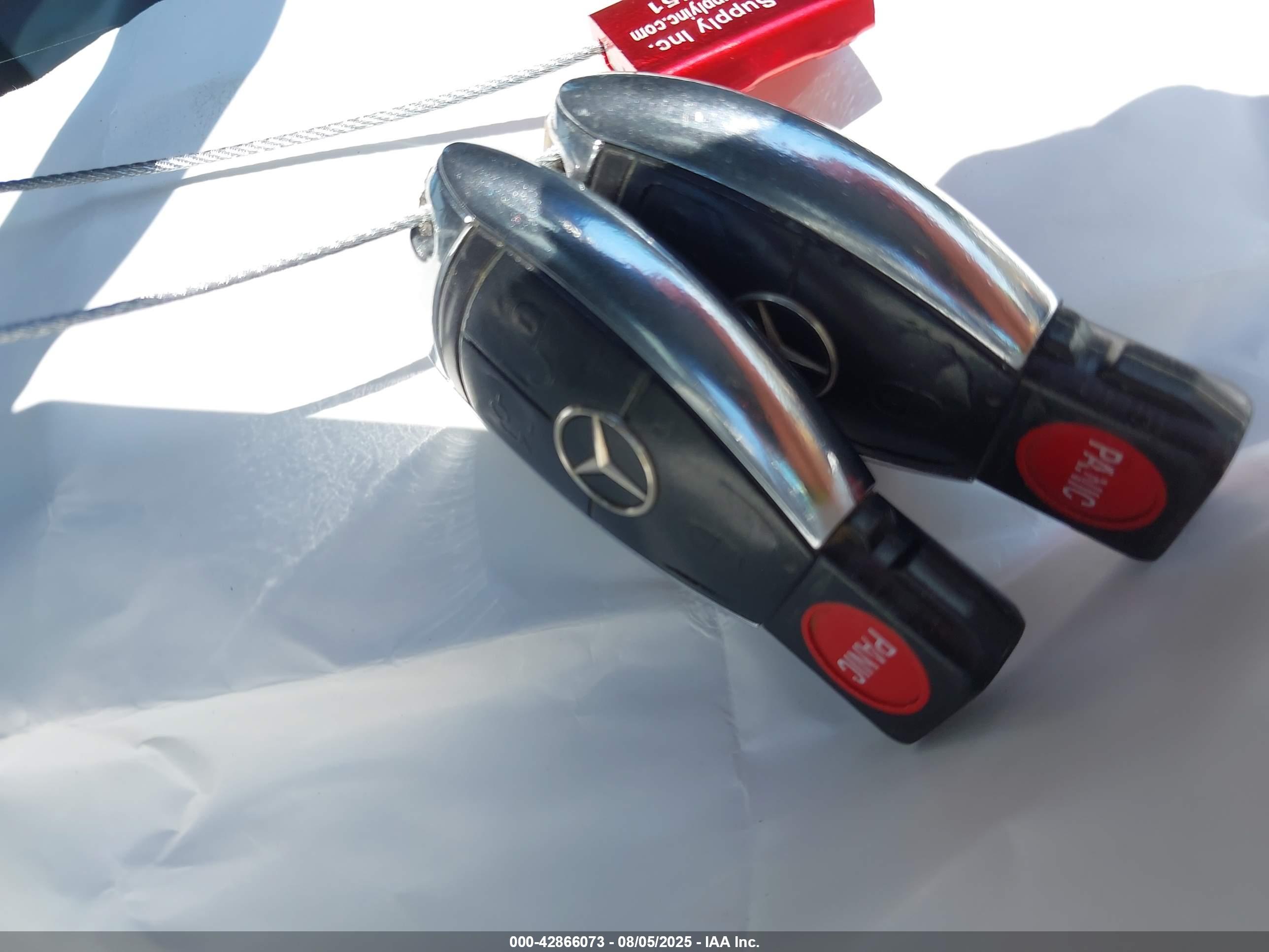 MERCEDES-BENZ CLK image 11