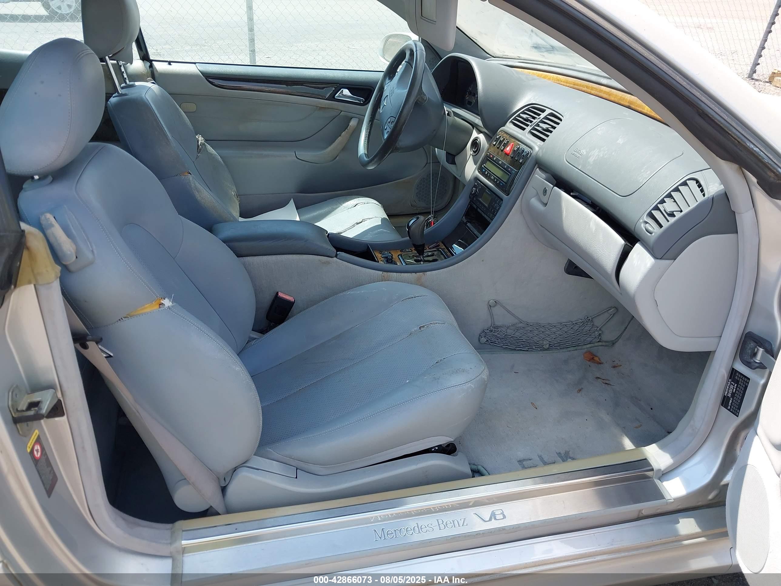 MERCEDES-BENZ CLK image 5