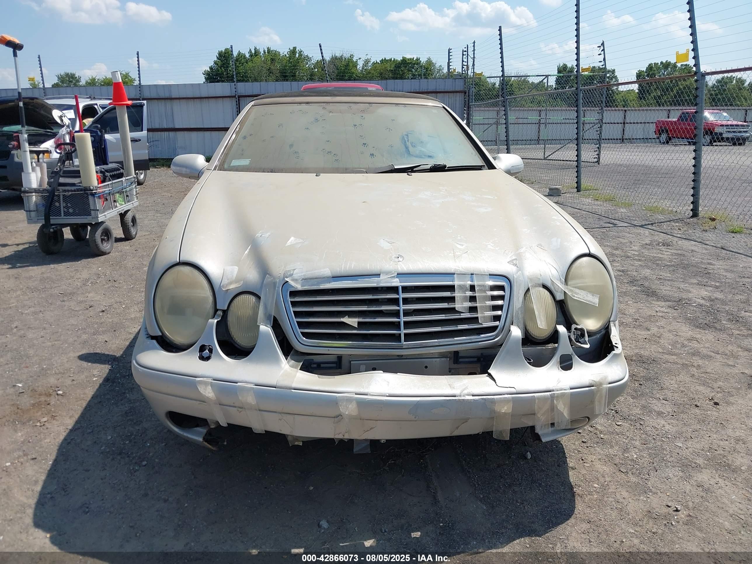 MERCEDES-BENZ CLK image 6