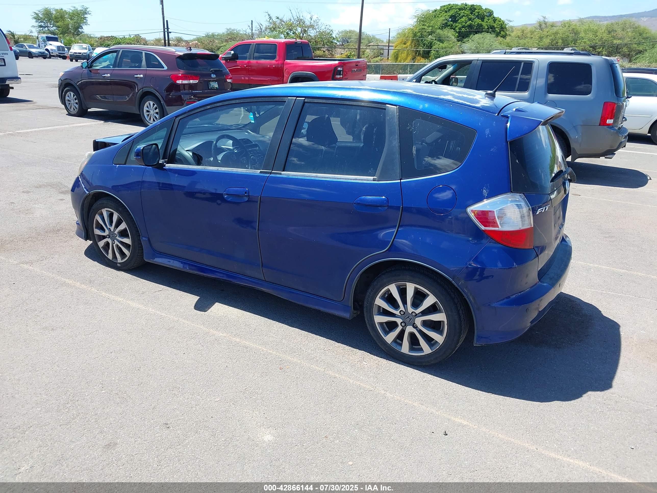 HONDA FIT image 3