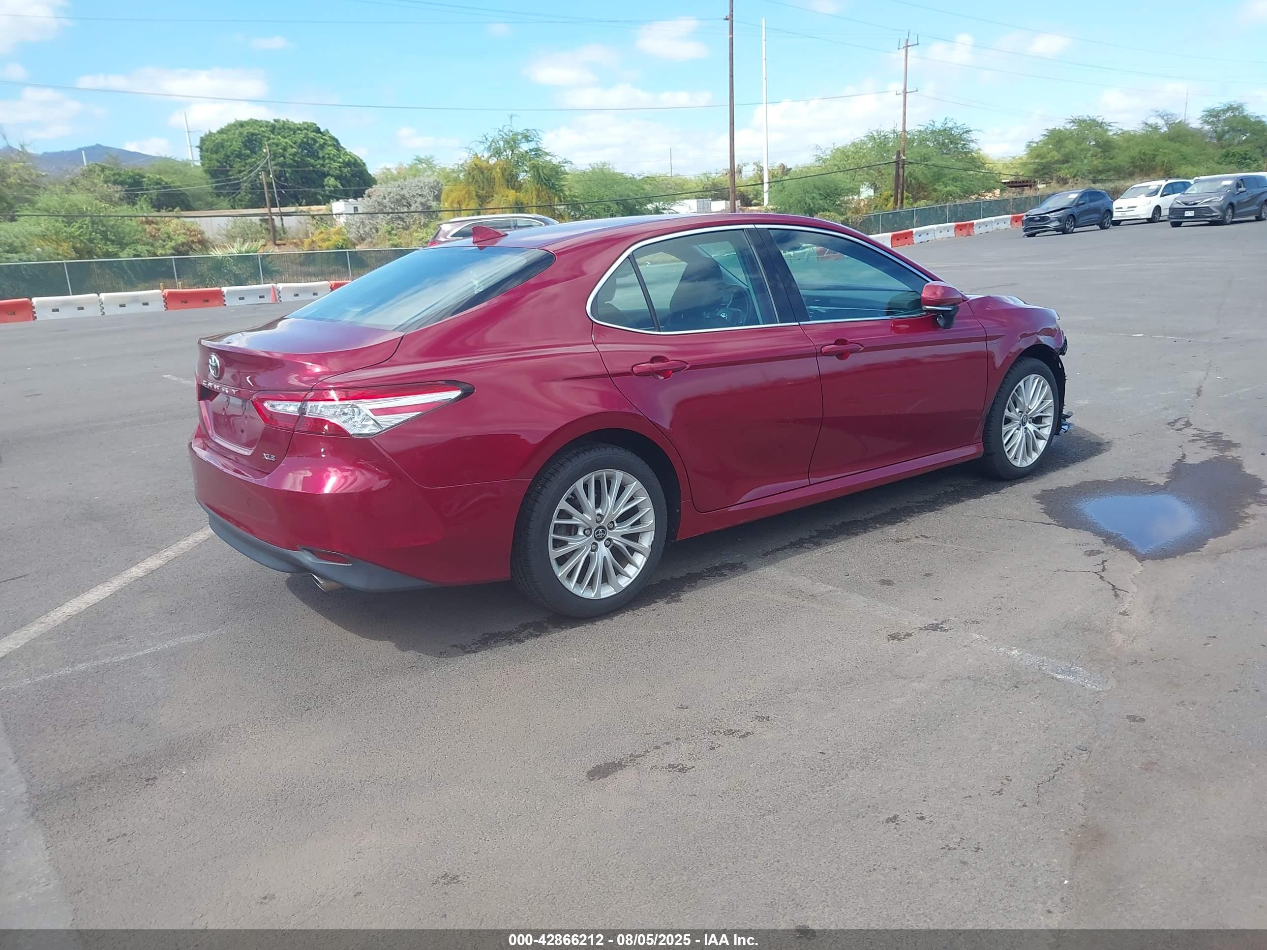 TOYOTA CAMRY image 4