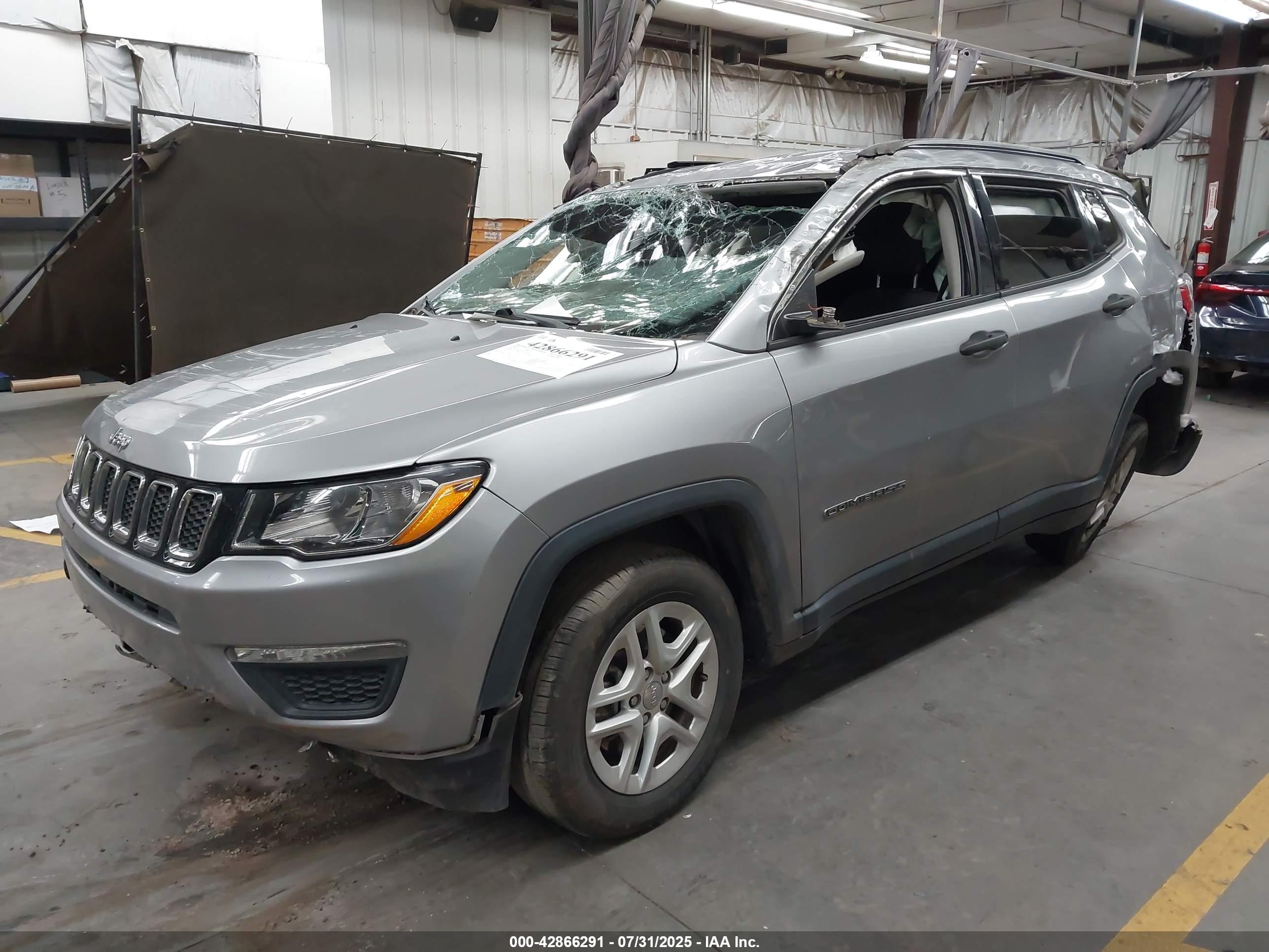 JEEP COMPASS image 2